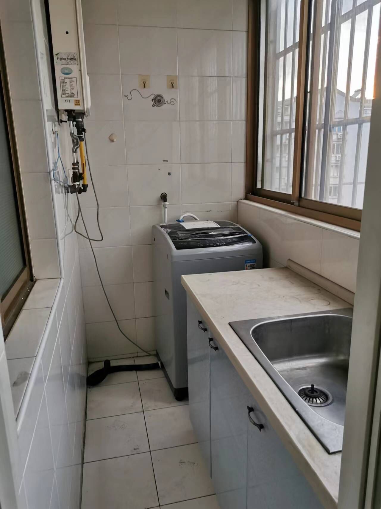 天都花苑 2室2厅1卫 110m&sup2;