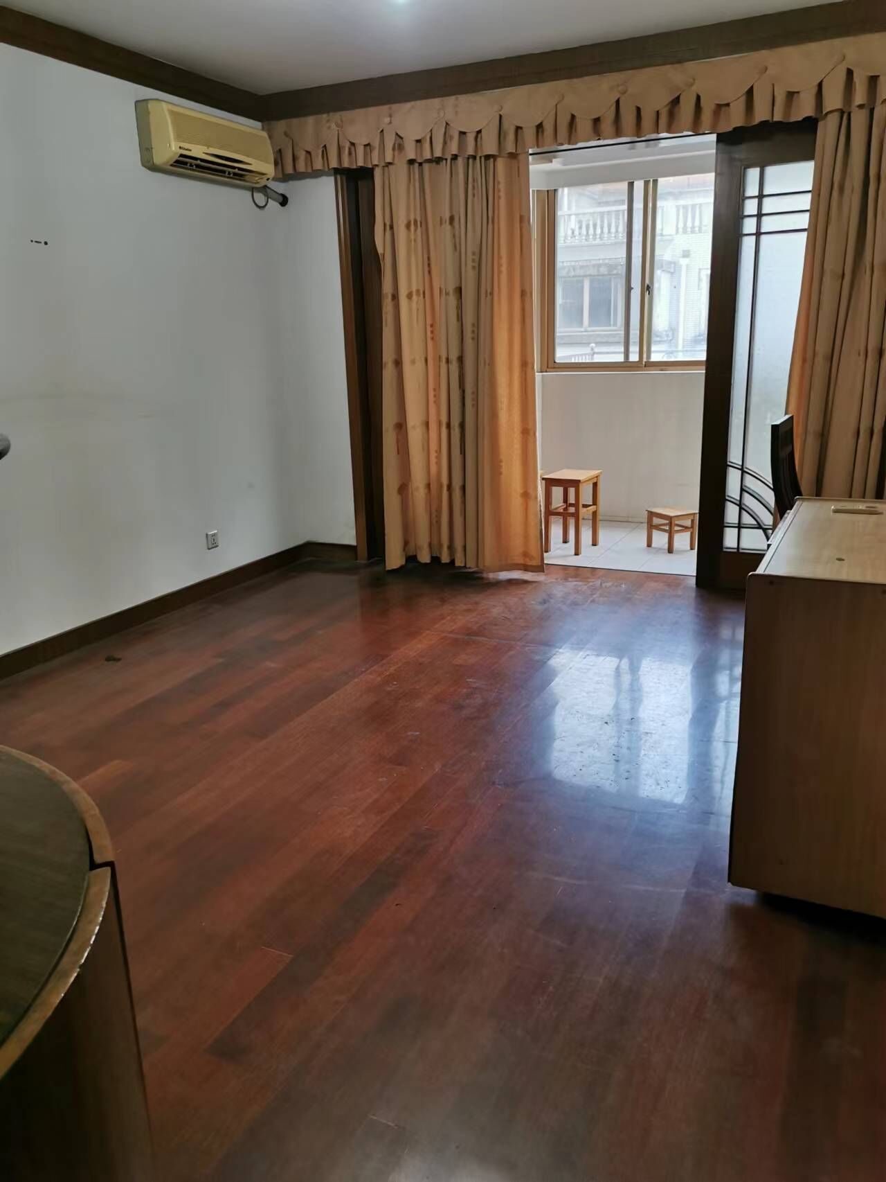 天都花苑 2室2厅1卫 110m&sup2;