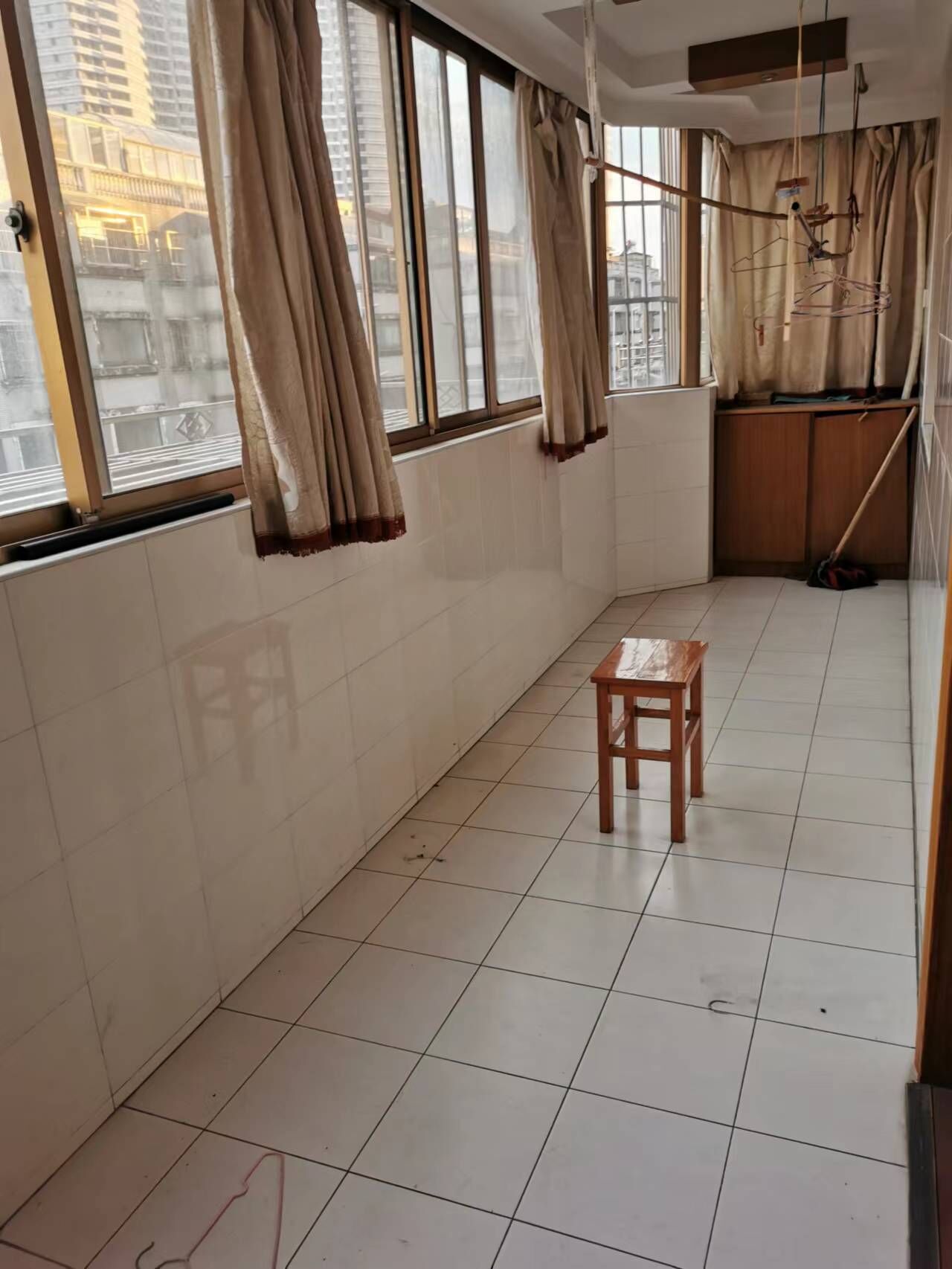 天都花苑 2室2厅1卫 110m&sup2;