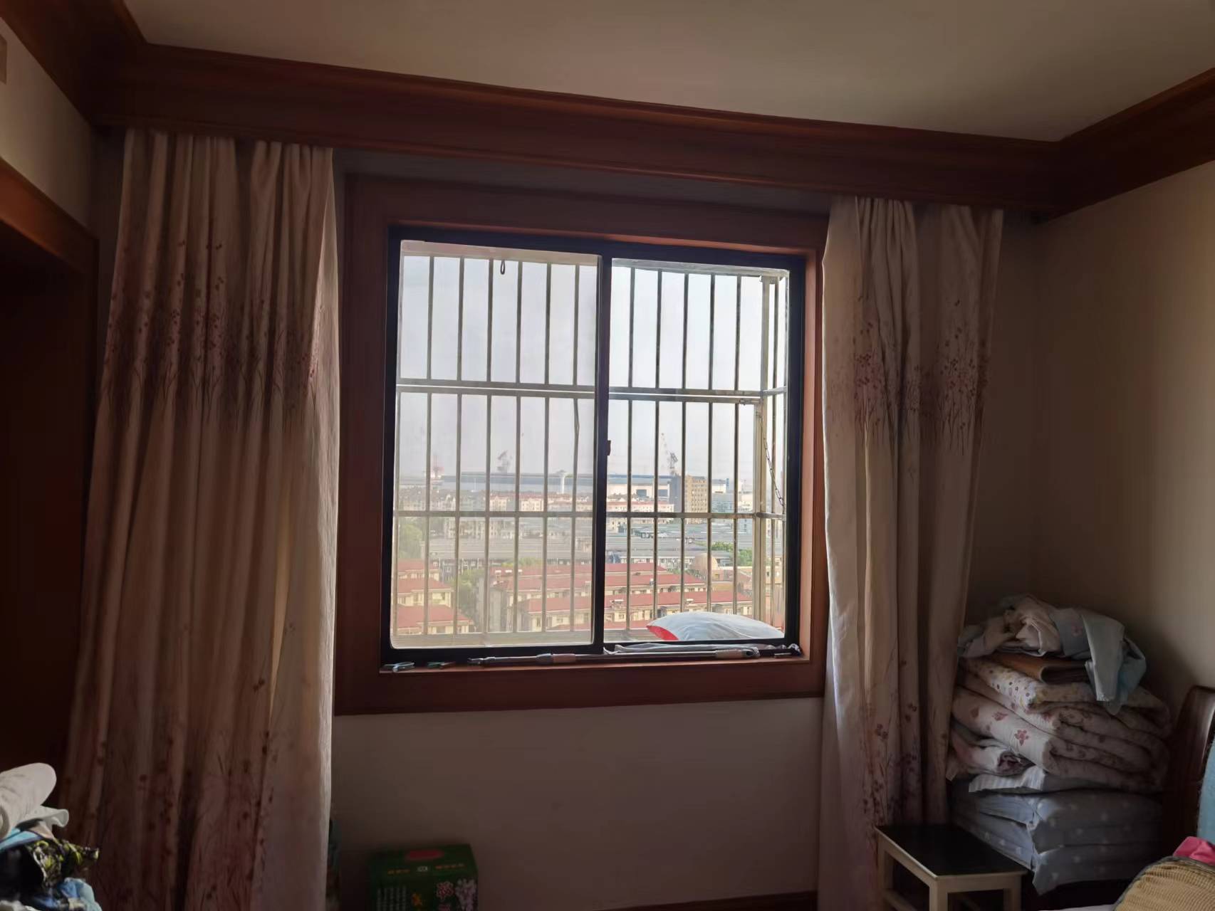 华能大厦 2室1厅1卫 67m&sup2;