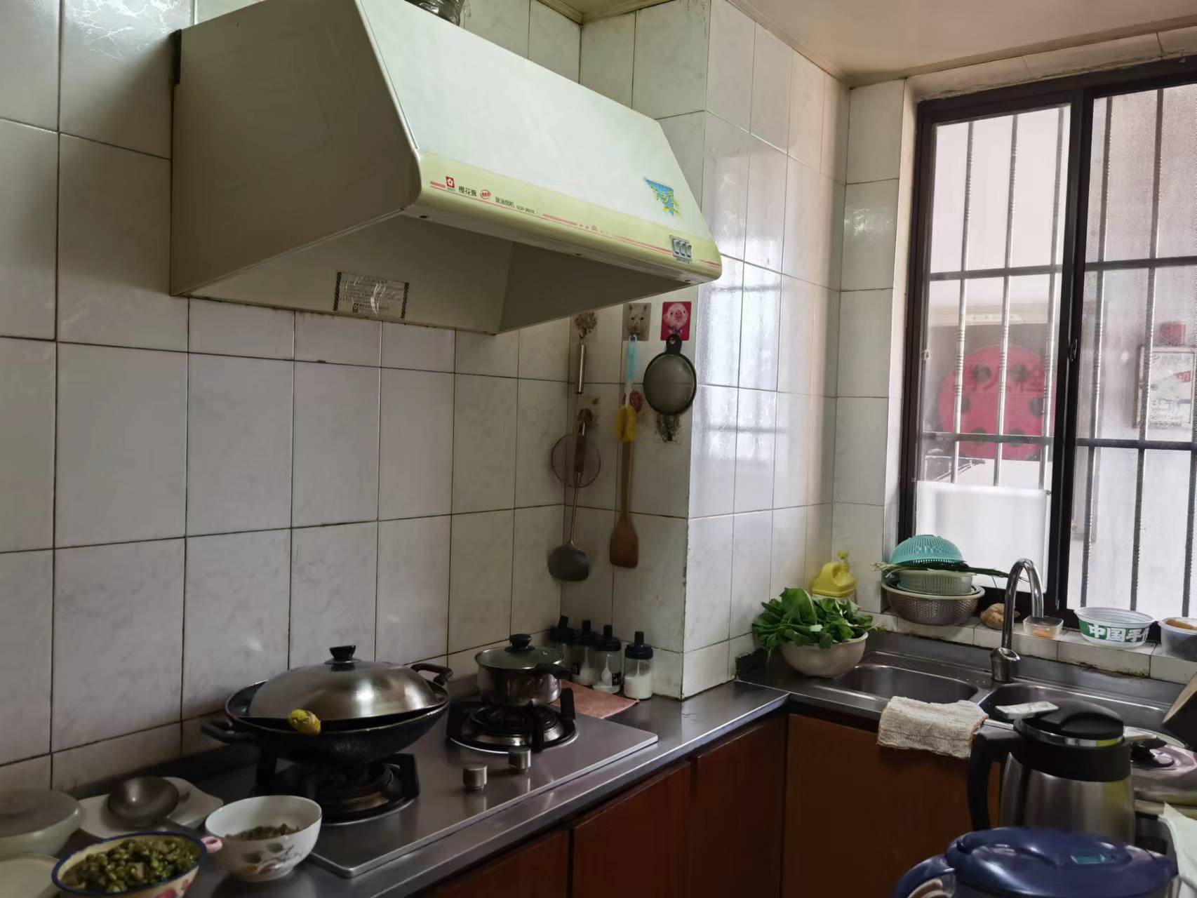 华能大厦 2室1厅1卫 67m&sup2;