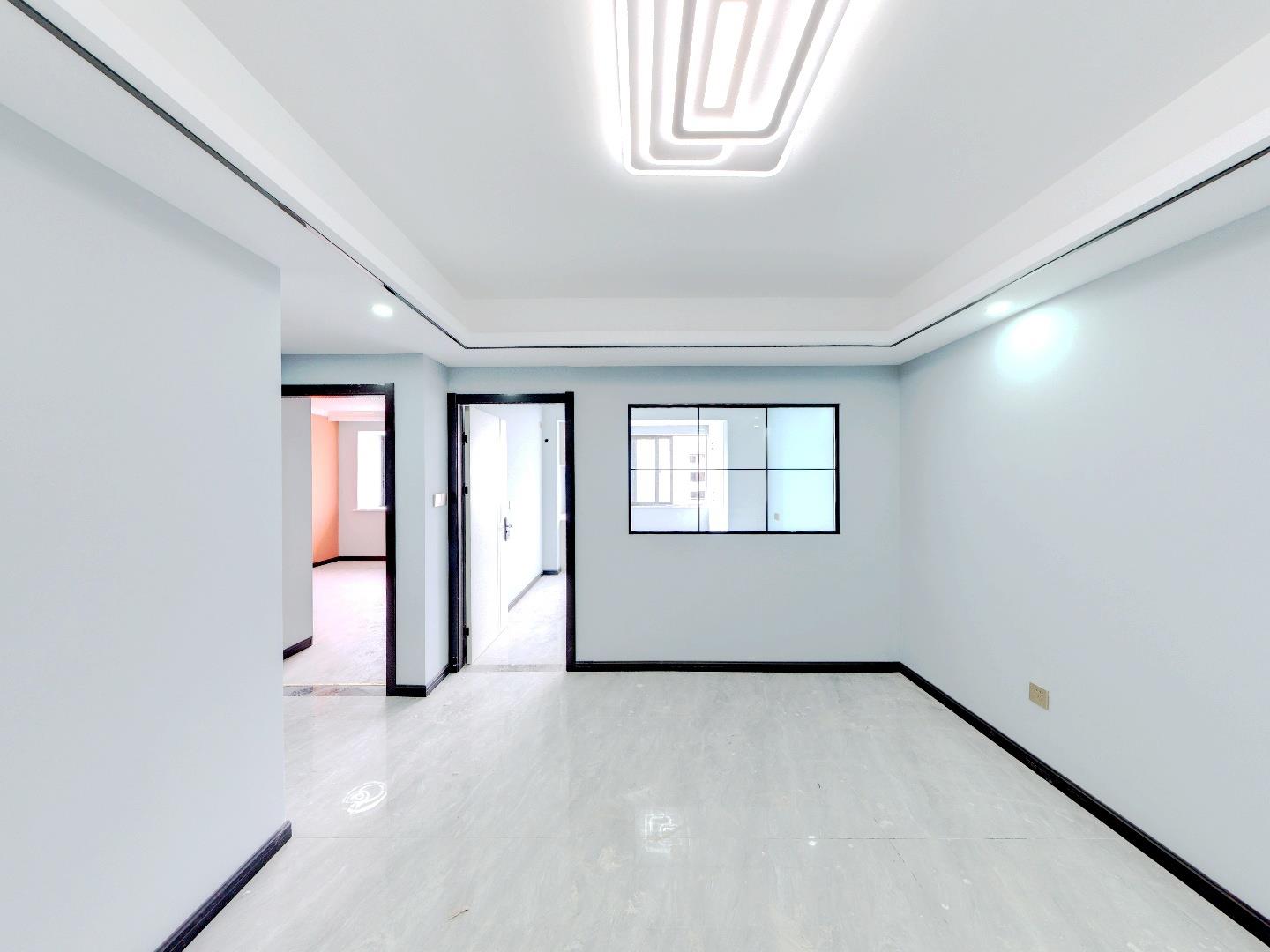 世家花园 1室1厅1卫 68.28m&sup2;