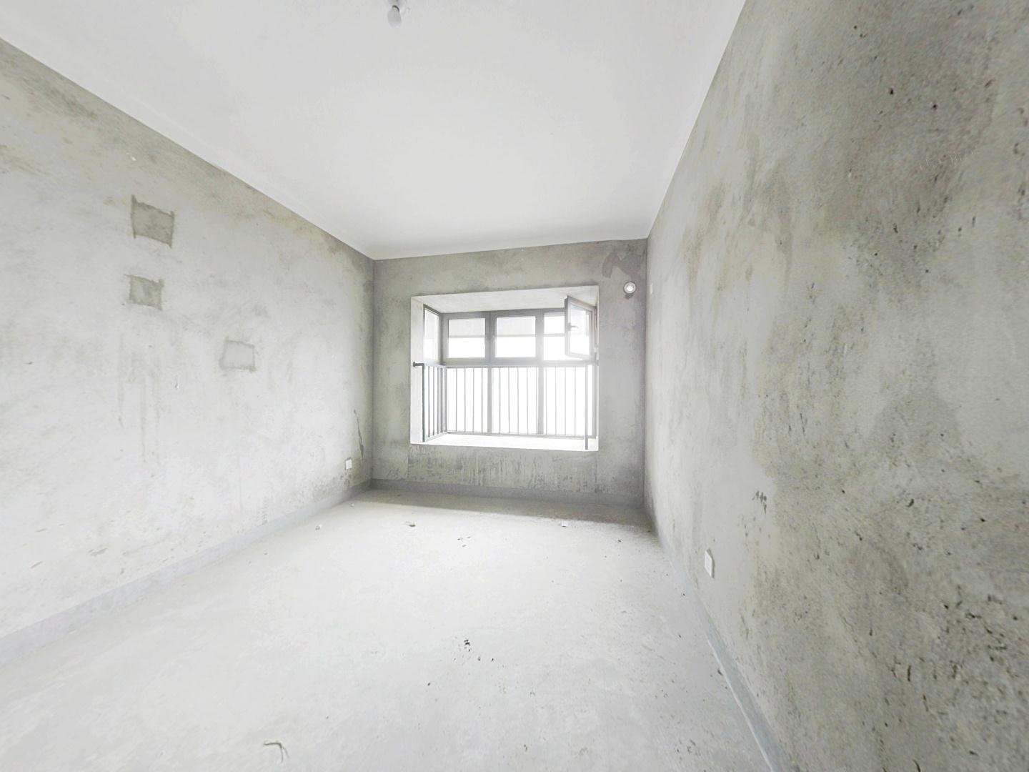 华强城 4室2厅2卫 166.00m&sup2;
