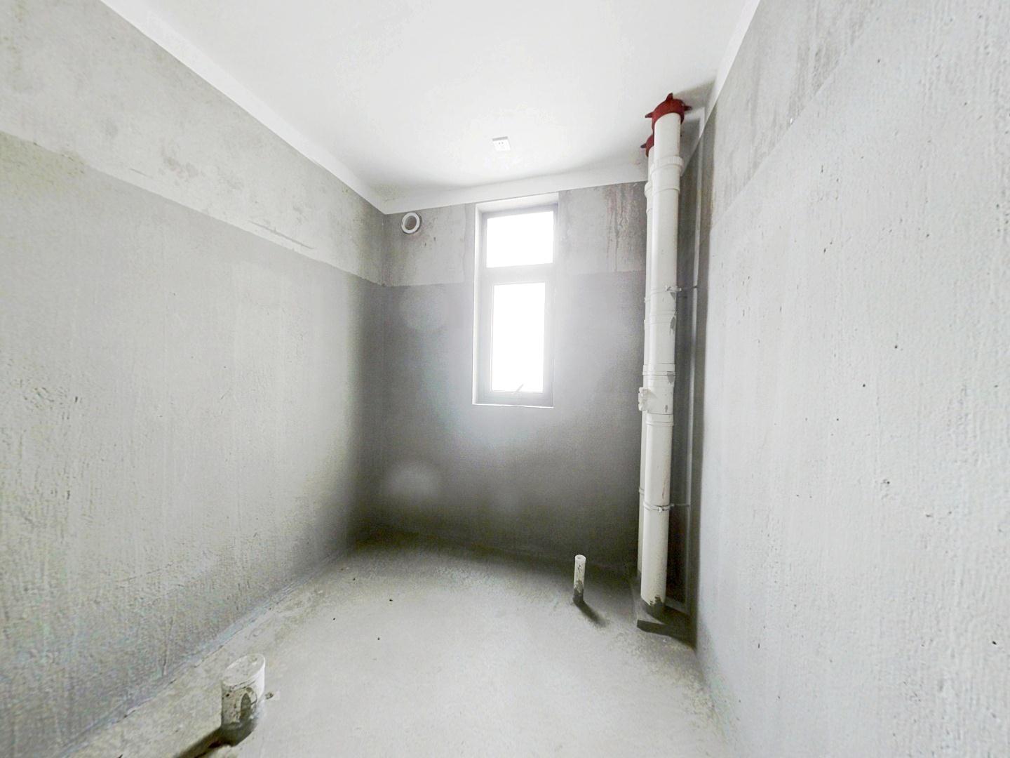 华强城 4室2厅2卫 166.00m&sup2;