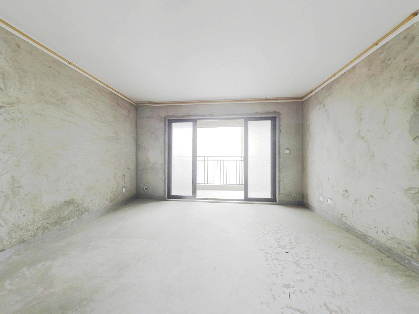 华强城 4室2厅2卫 166.00m&sup2;