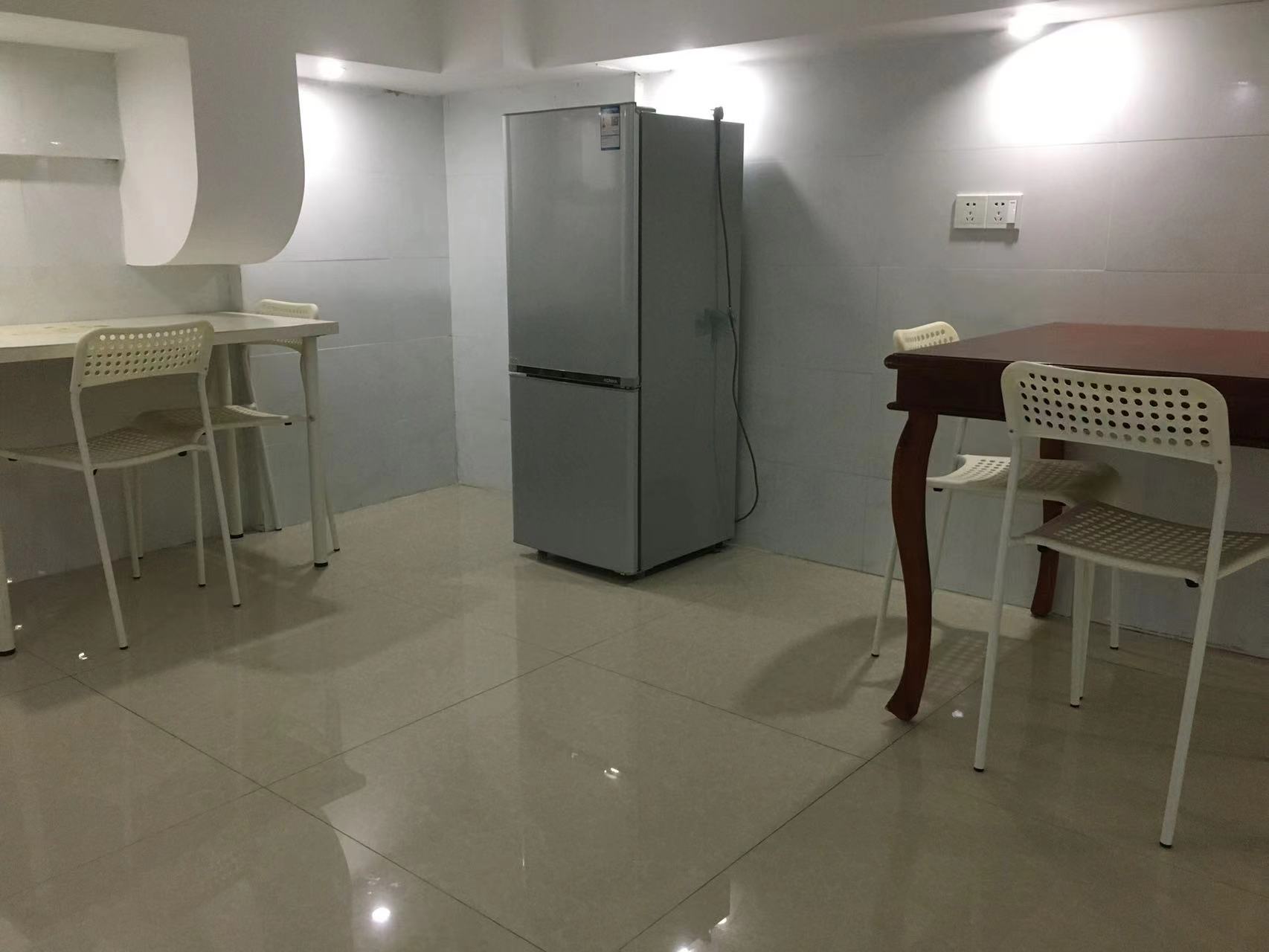 飞马国际 2室1厅1卫 71m&sup2;