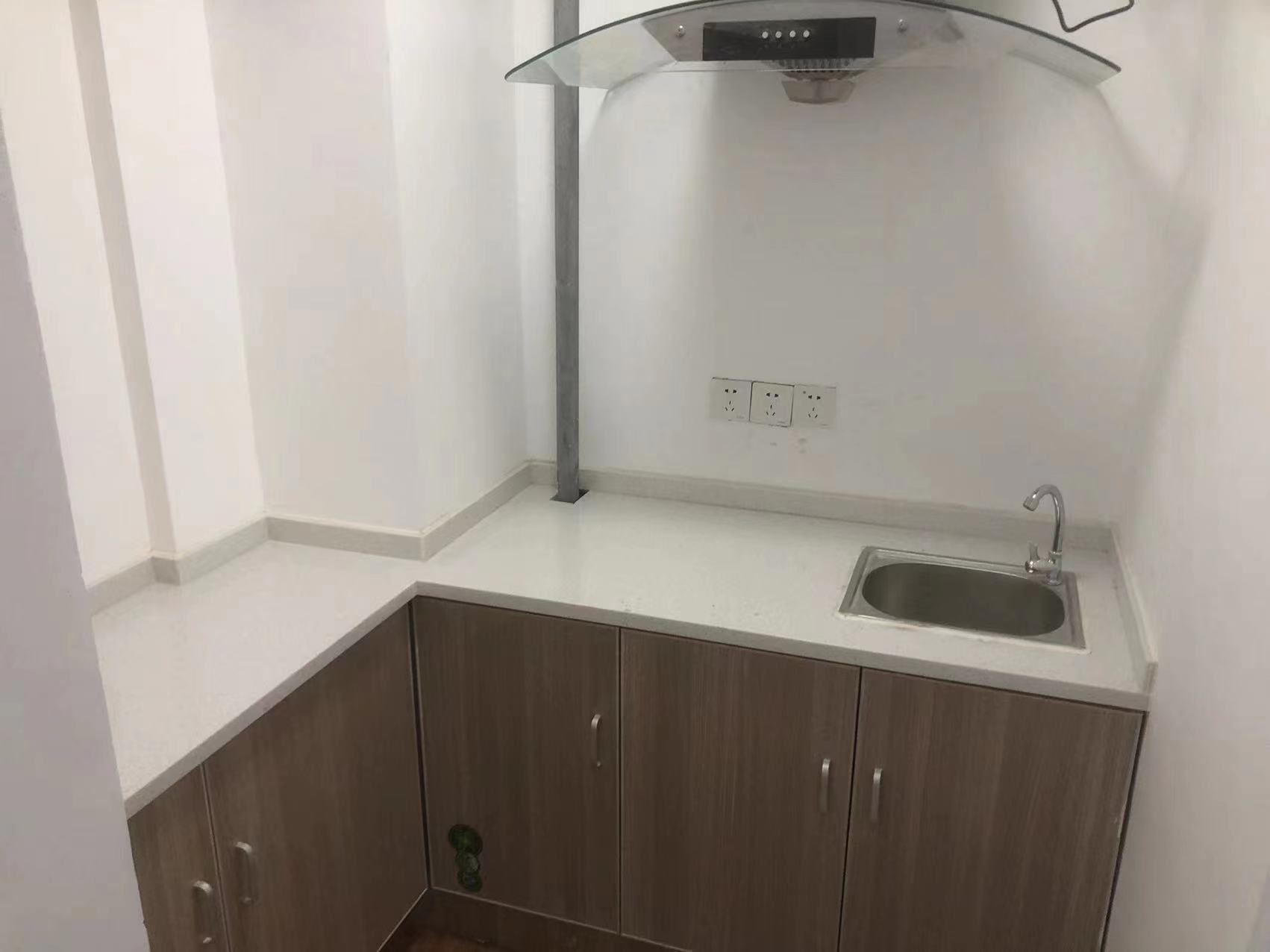 飞马国际 2室1厅1卫 71m&sup2;
