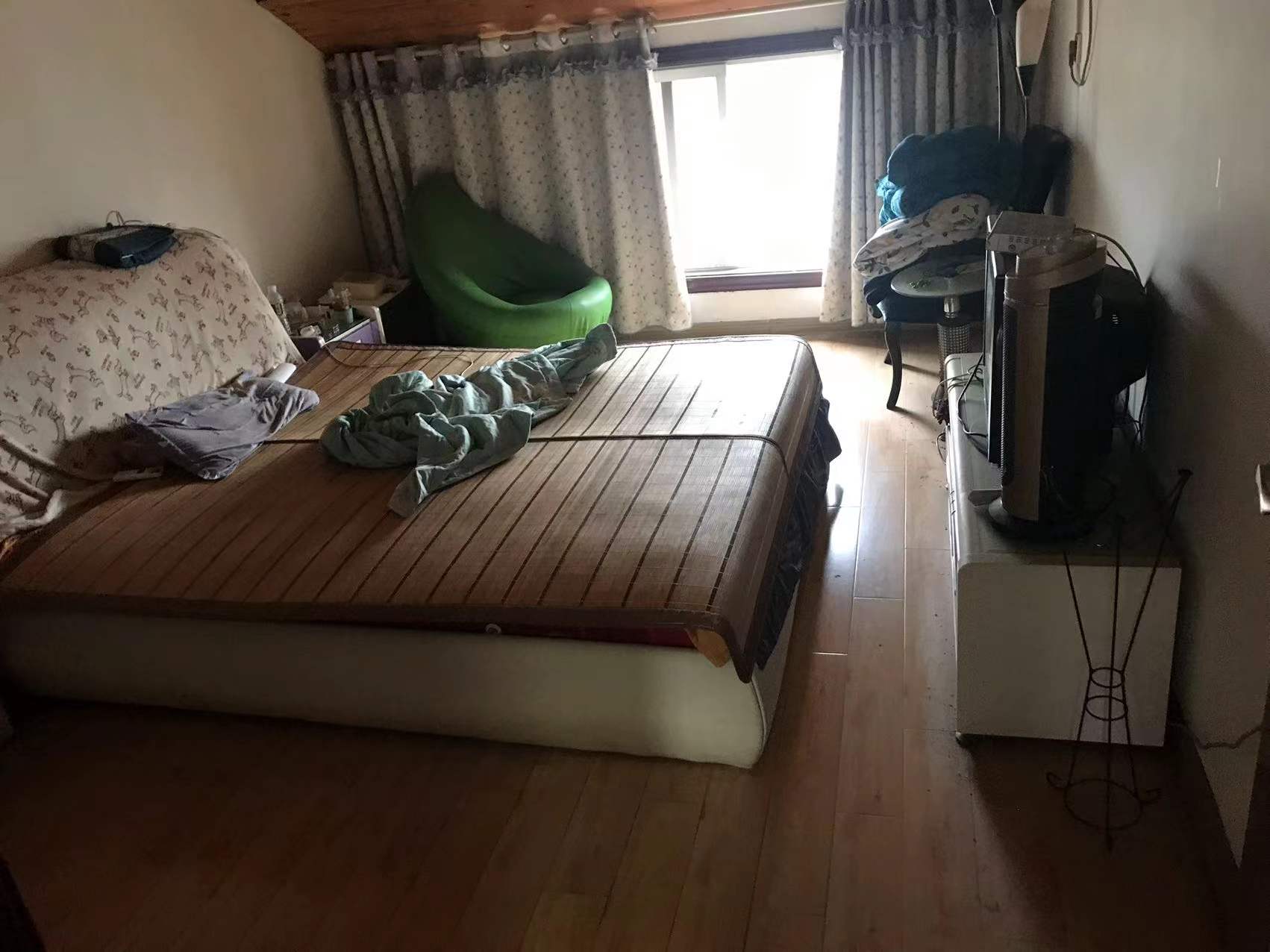 虹桥西村 3室1厅1卫 45m&sup2;