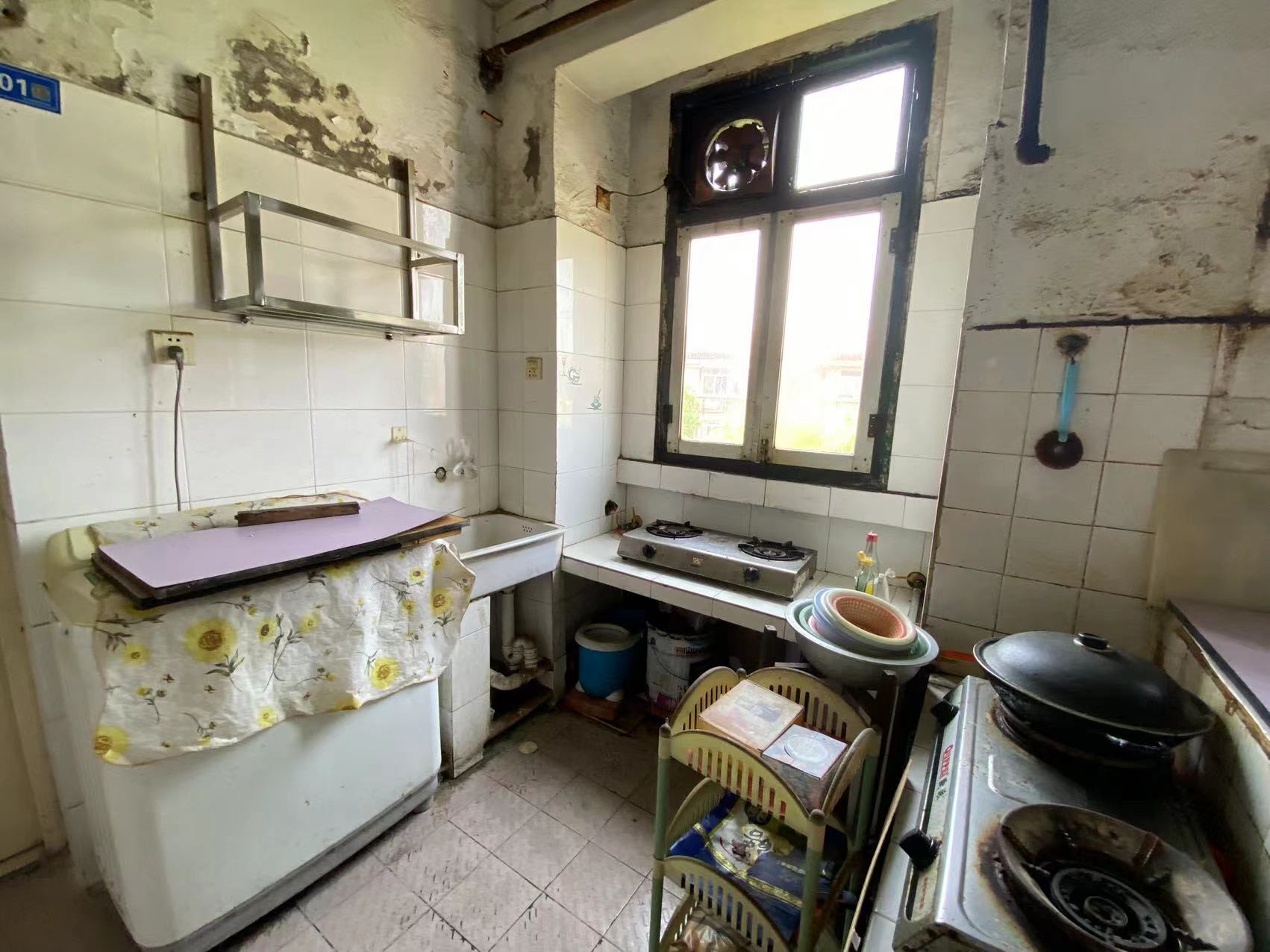 青年路新村 2室1厅1卫 54m&sup2;