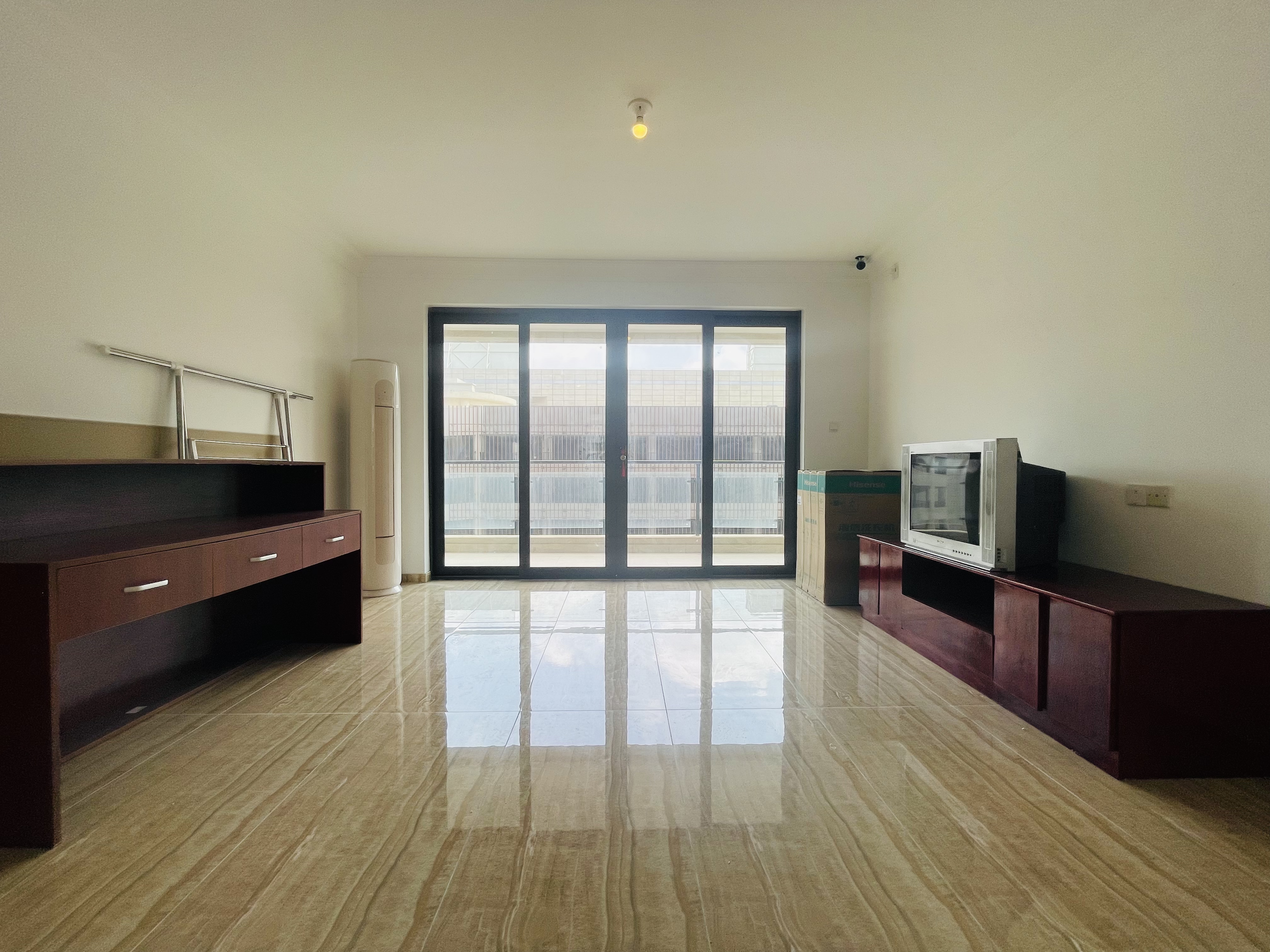 碧桂园时代悦城 4室2厅2卫 142m&sup2;