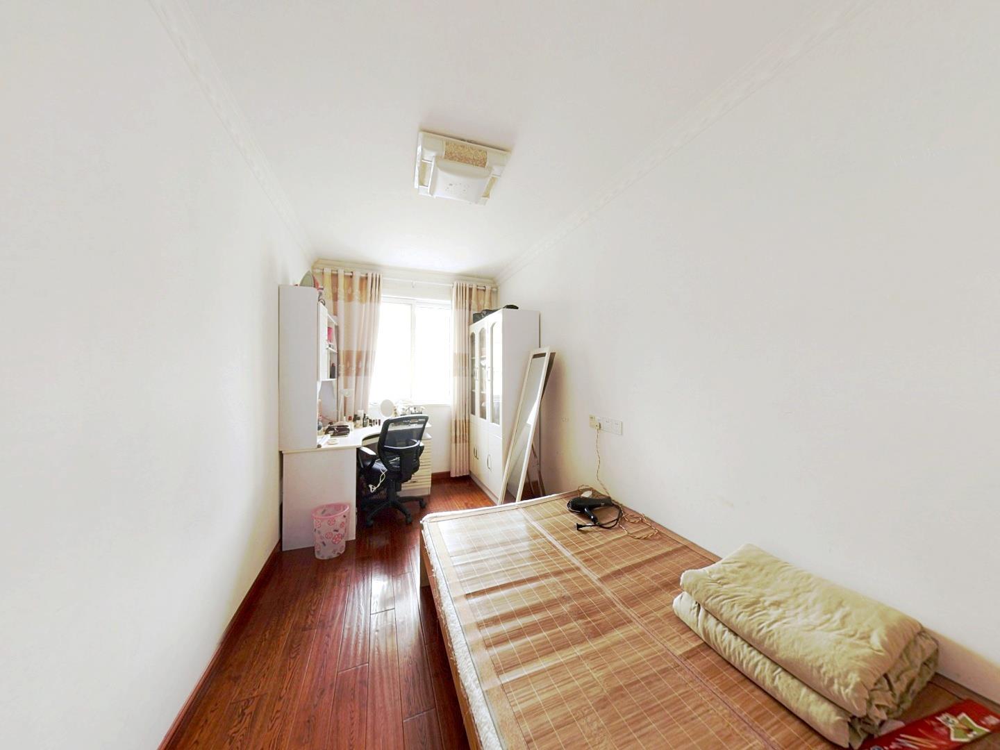 怡园新邸 3室2厅2卫 124.00m&sup2;