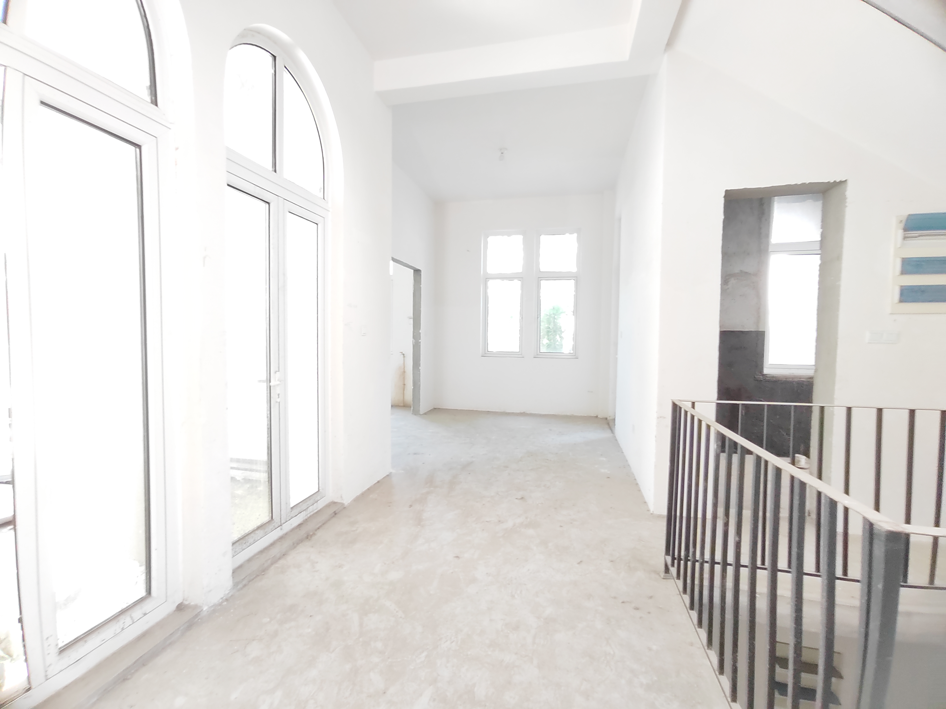 顺发御园 4室2厅3卫 370m&sup2;