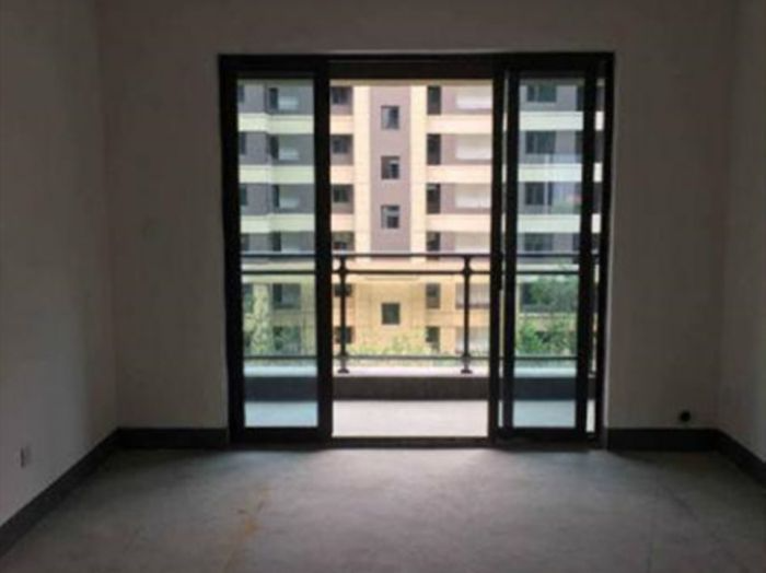 中海上林院 3室2厅2卫 125m&sup2;