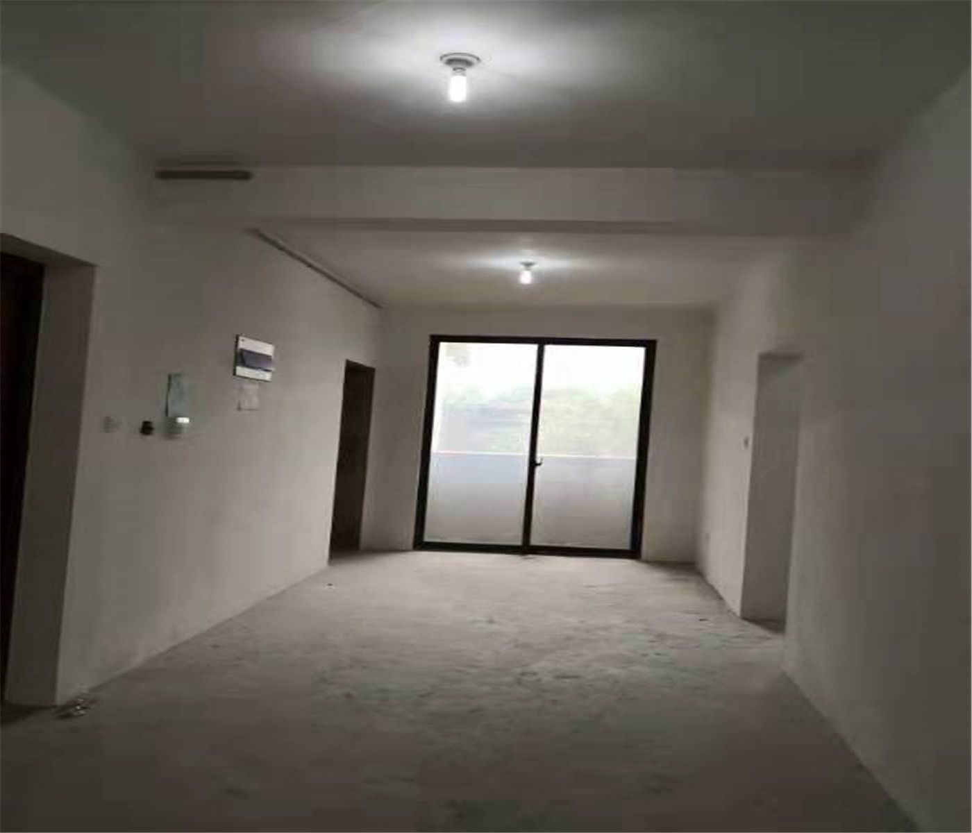 世伦佳苑 3室2厅1卫 130m²