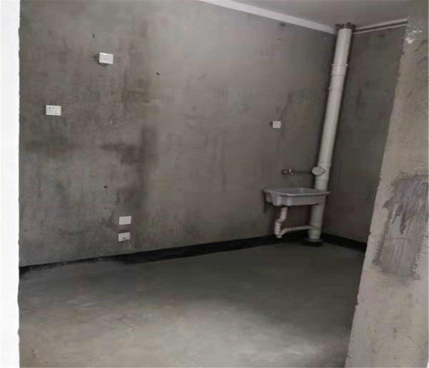 世伦佳苑 3室2厅1卫 130m&sup2;