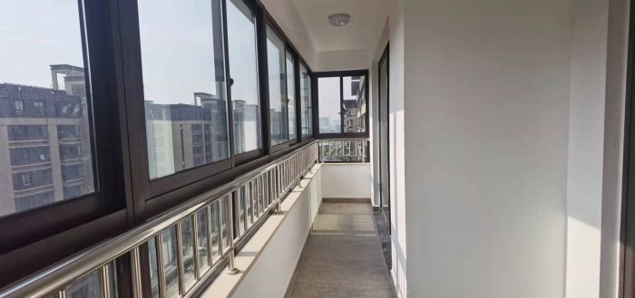 万濠禧园 3室2厅2卫 112.69m&sup2;