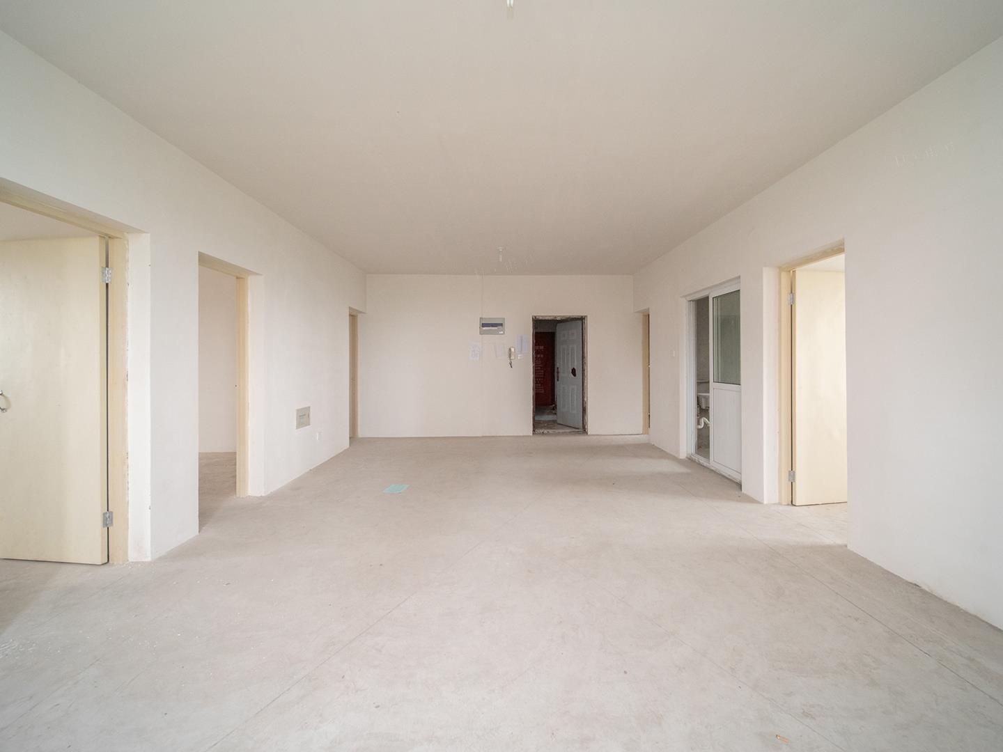 幸福人家 4室1厅1卫 141m&sup2;