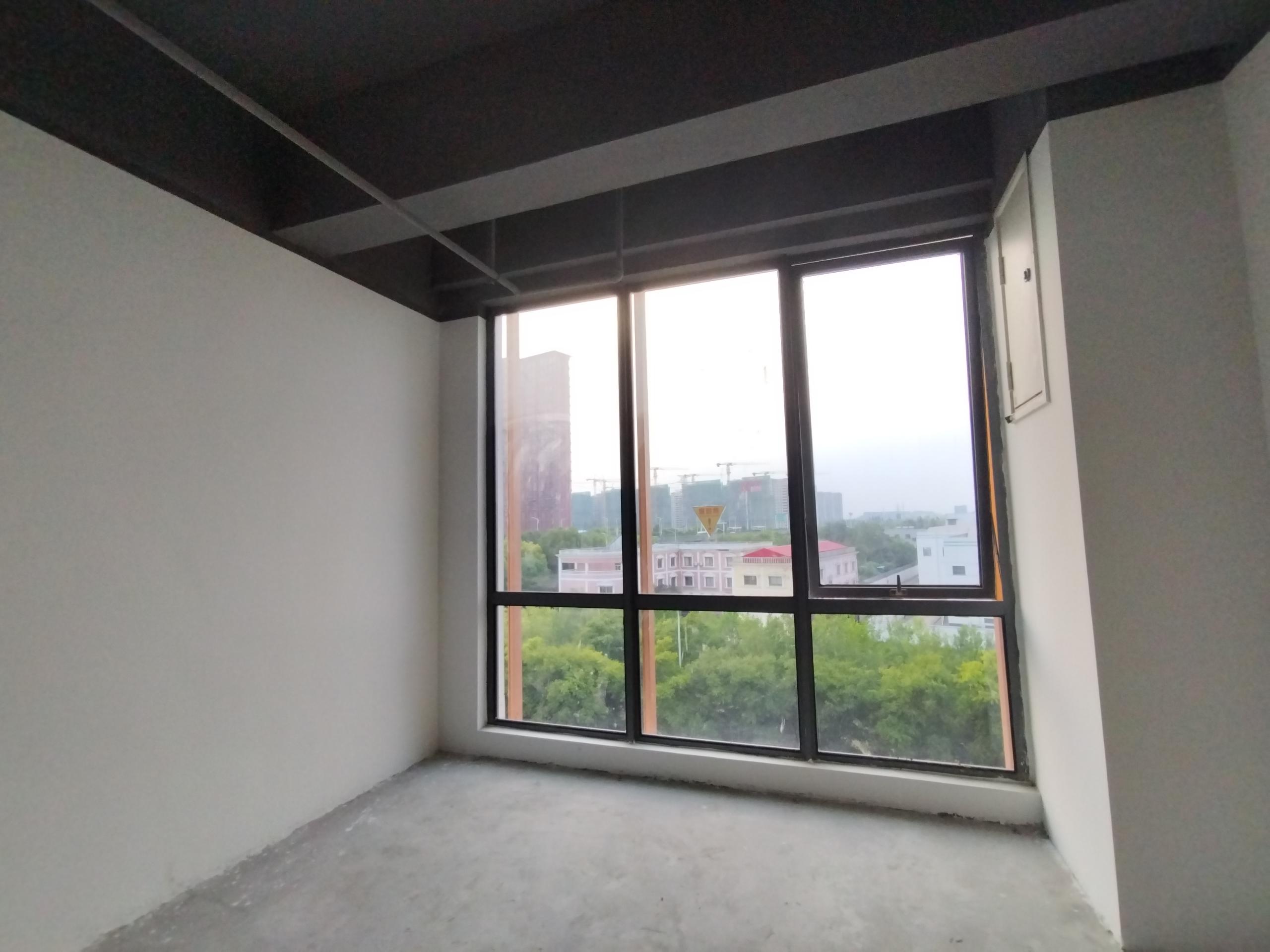 圆融堤调 1室1厅1卫 55m&sup2;