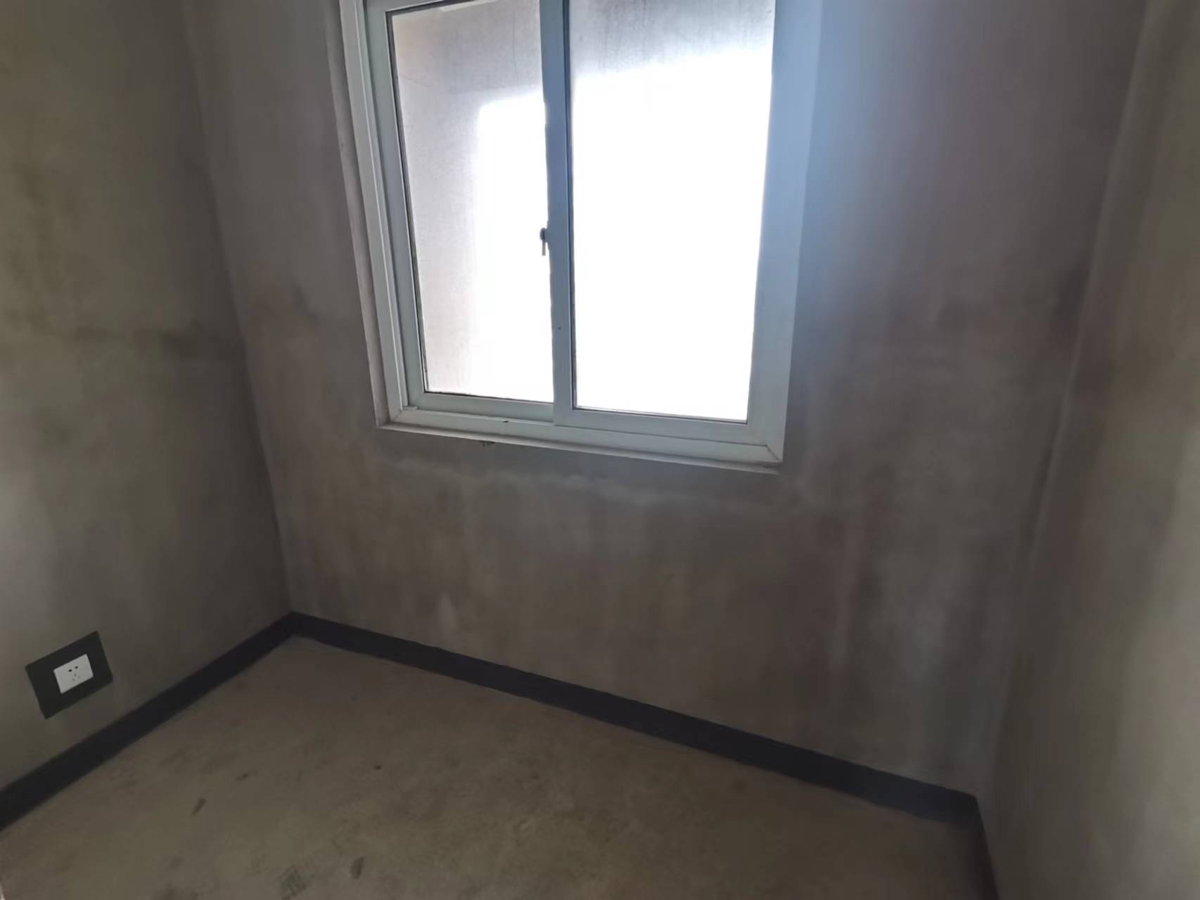 景瑞御府 4室2厅2卫 148m²