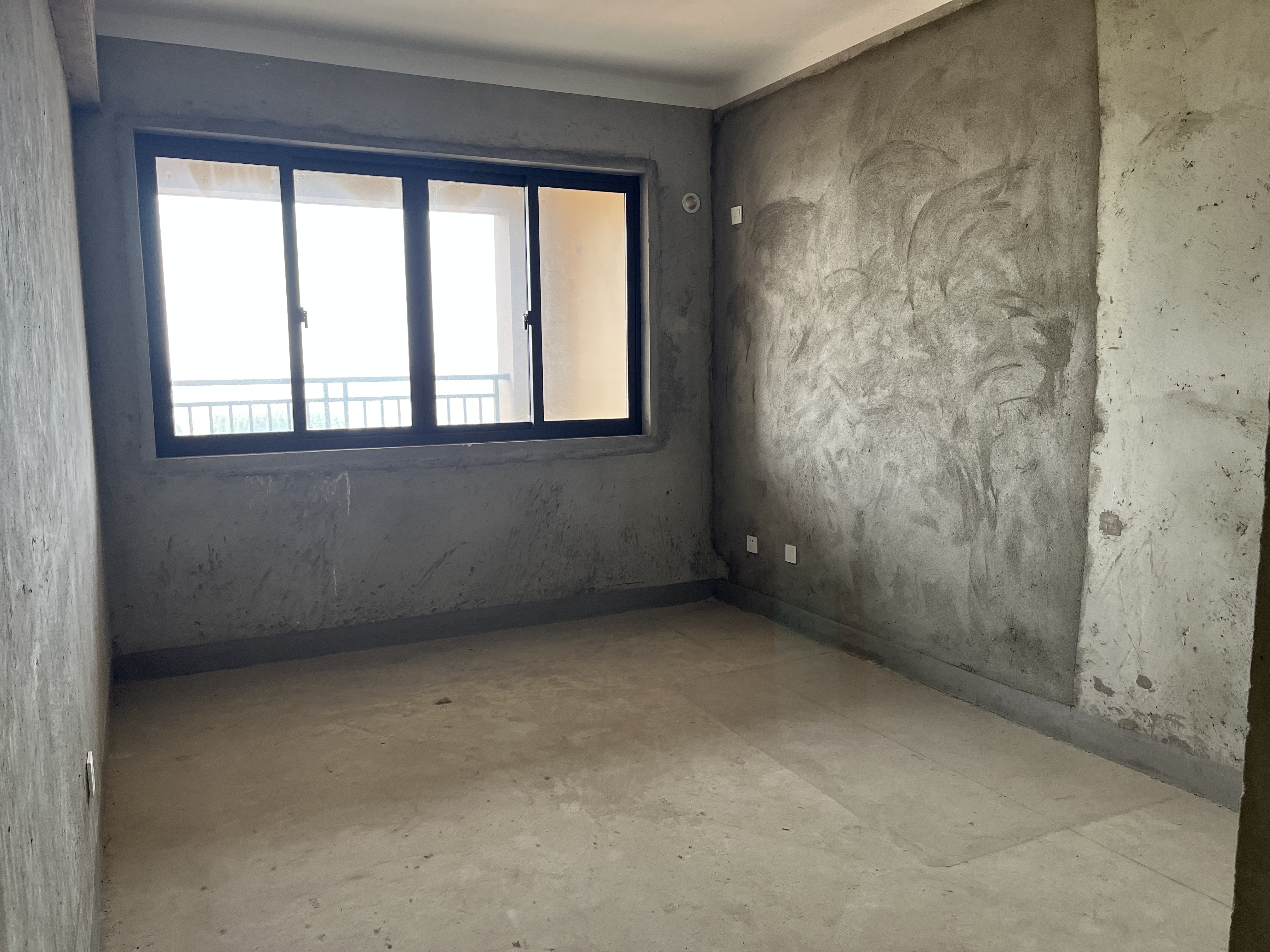 华强城 4室2厅2卫 158.76m&sup2;