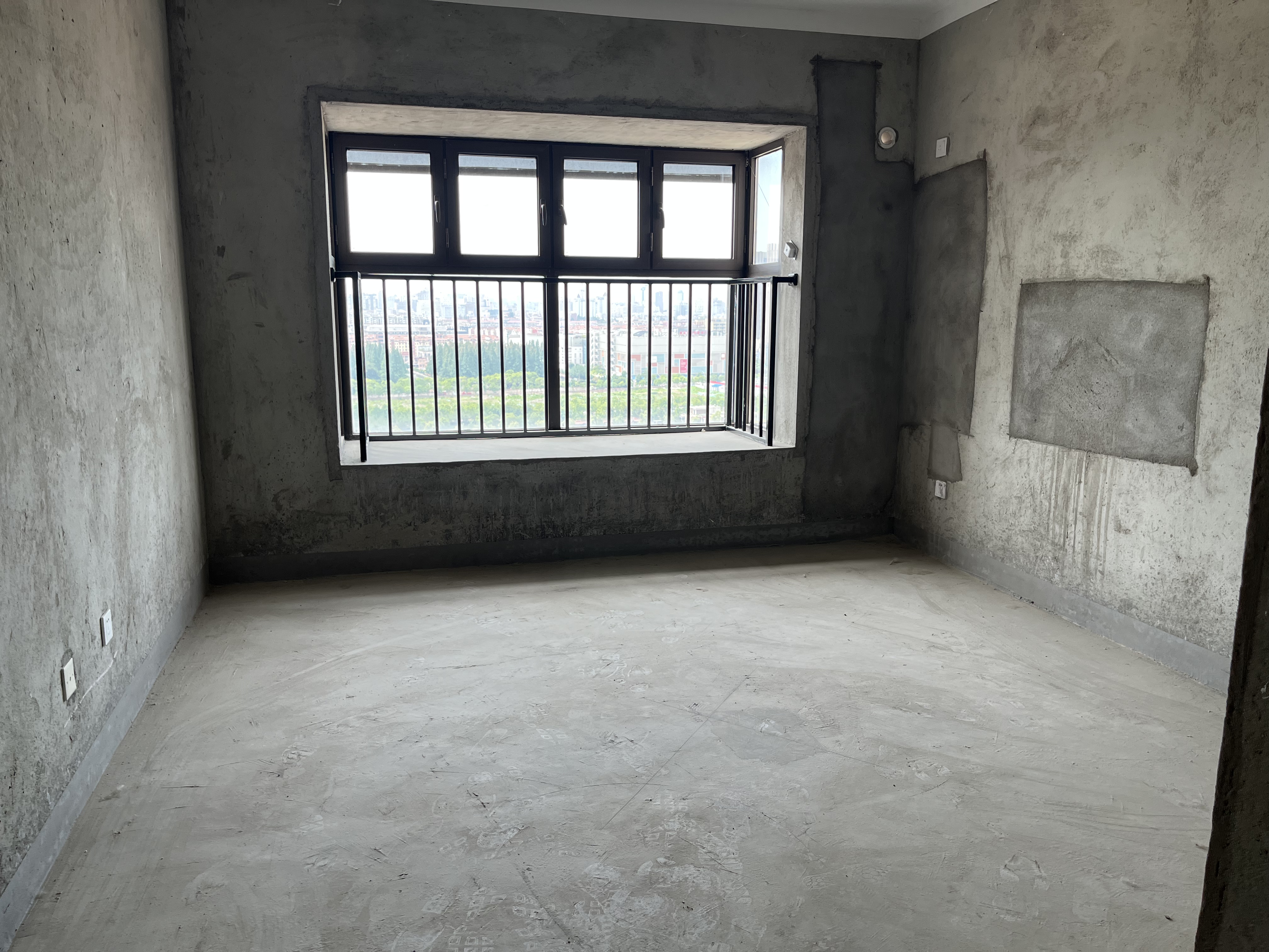 华强城 4室2厅2卫 158.76m&sup2;