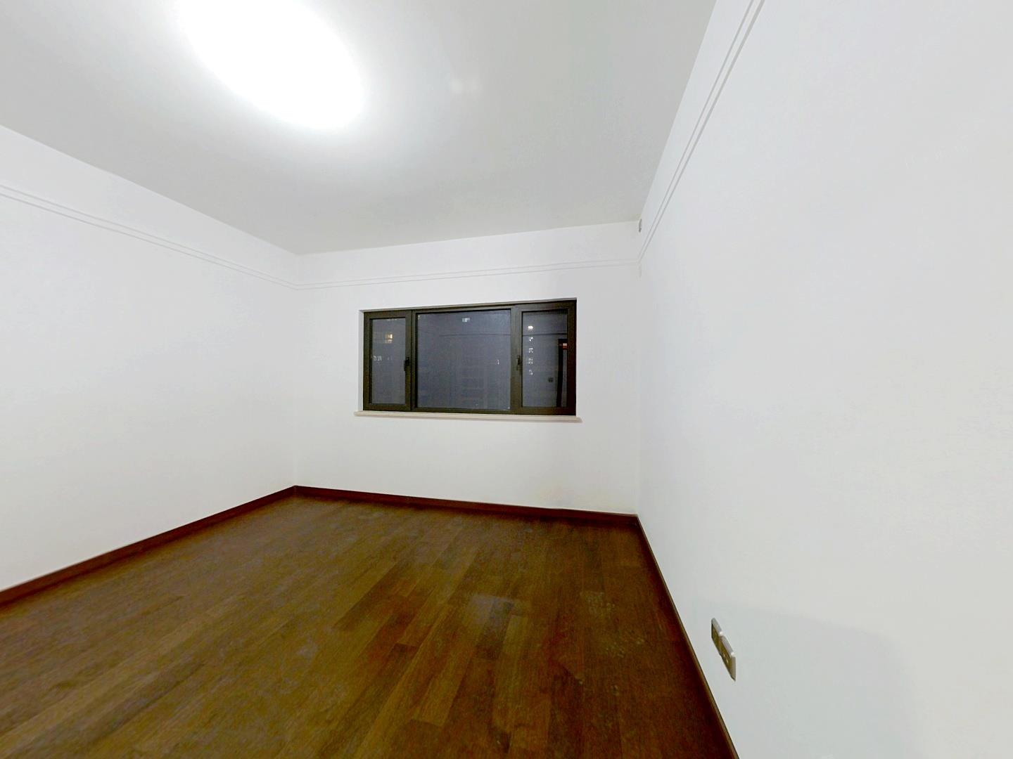万科白鹭郡 3室2厅2卫 127m&sup2;