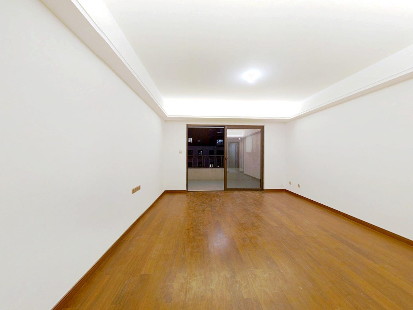 万科白鹭郡 3室2厅2卫 127m&sup2;