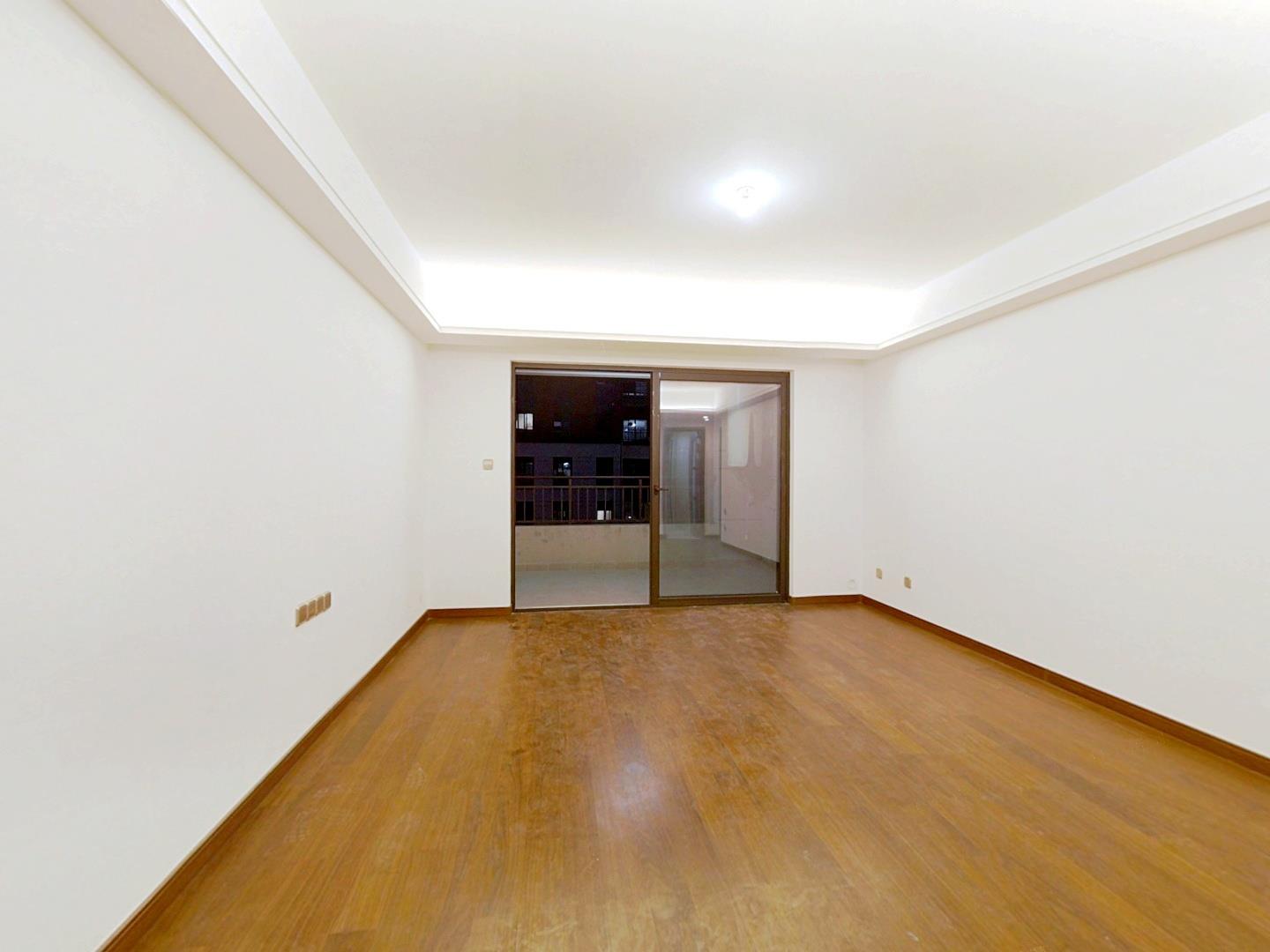 万科白鹭郡 3室2厅2卫 127m&sup2;