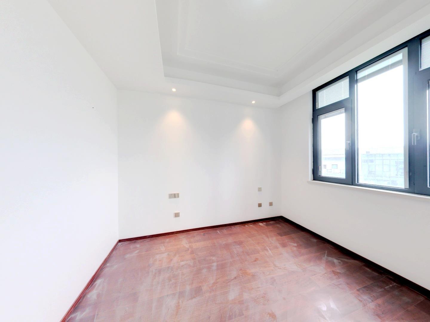 春江阅 4室2厅3卫 185m&sup2;