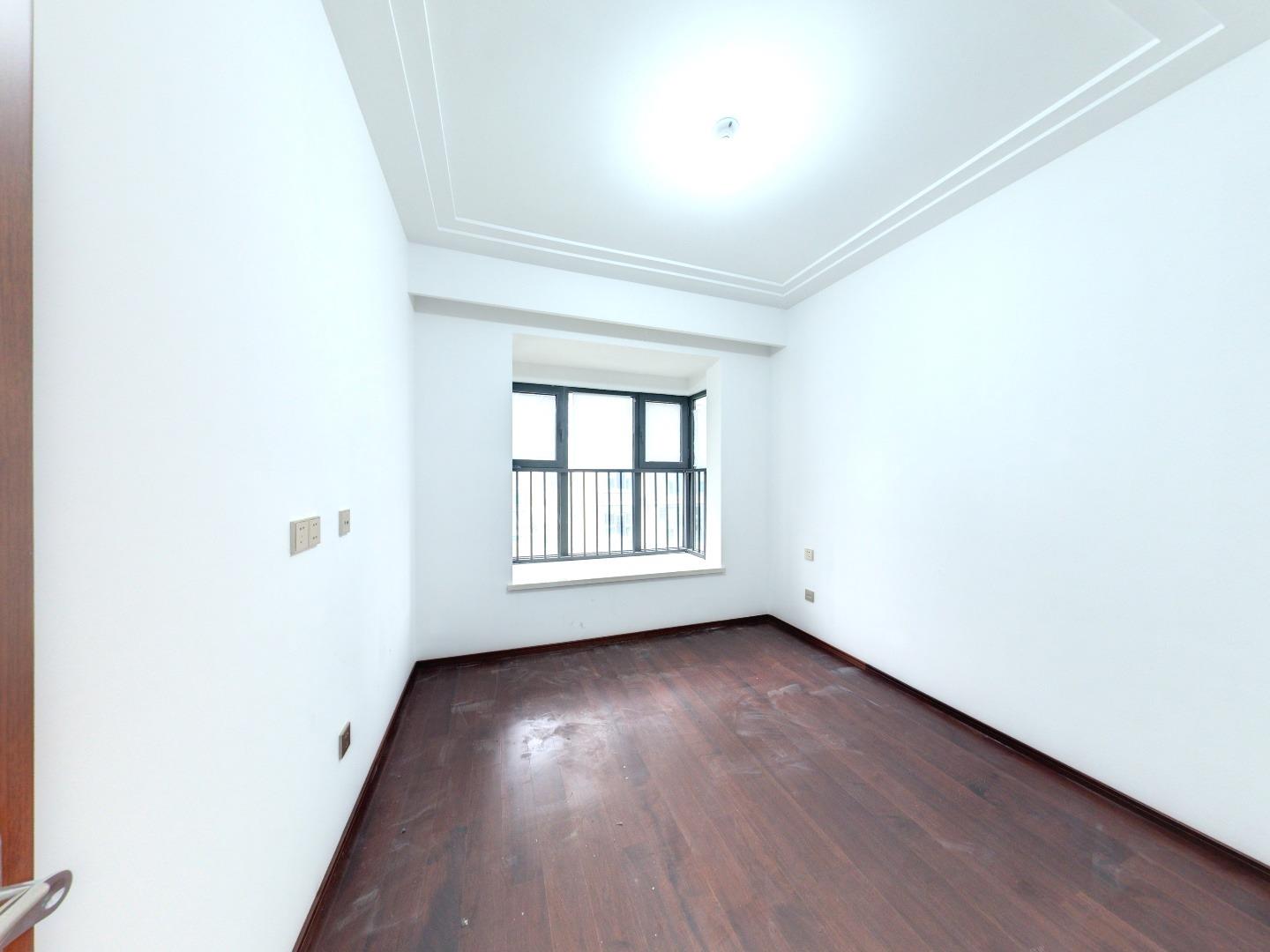 春江阅 4室2厅3卫 185m&sup2;