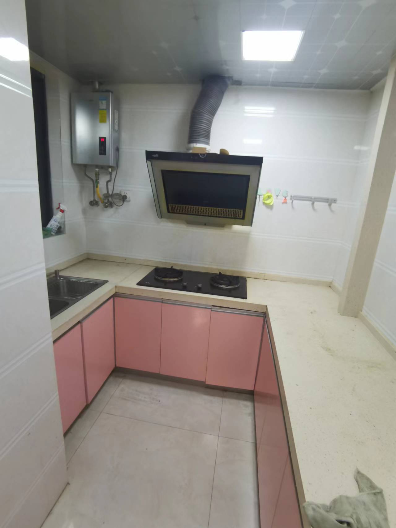 炜赋花苑 2室2厅1卫 78m&sup2;