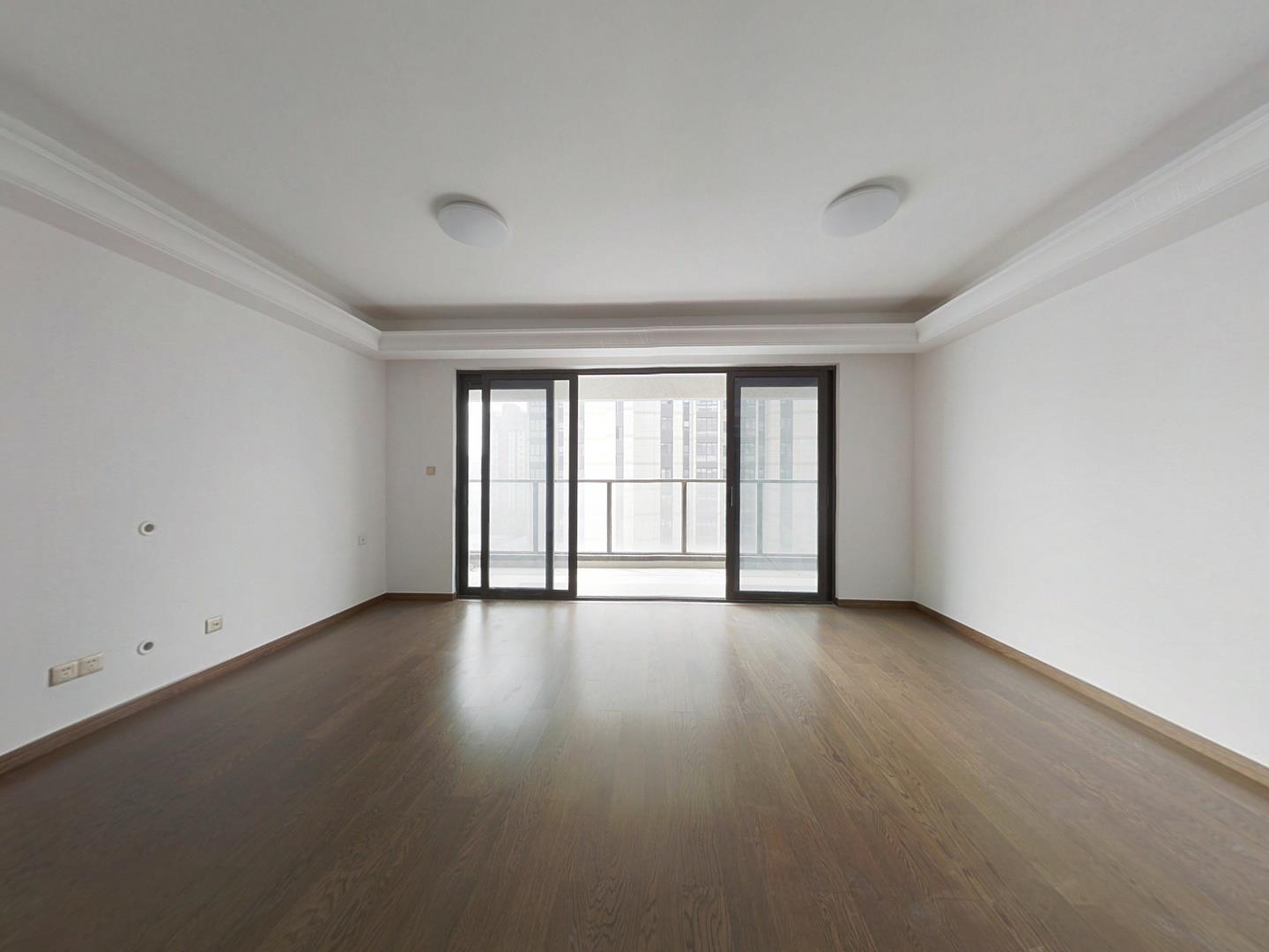 雍华府 3室2厅2卫 117m&sup2;