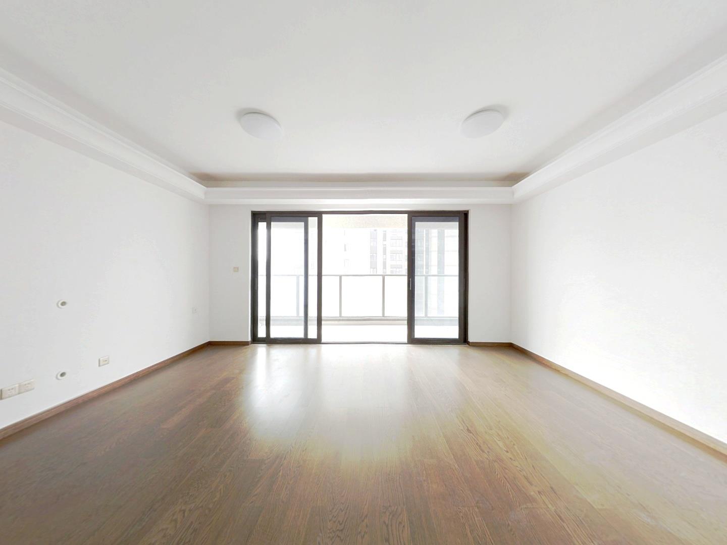 雍华府 3室2厅2卫 117m&sup2;