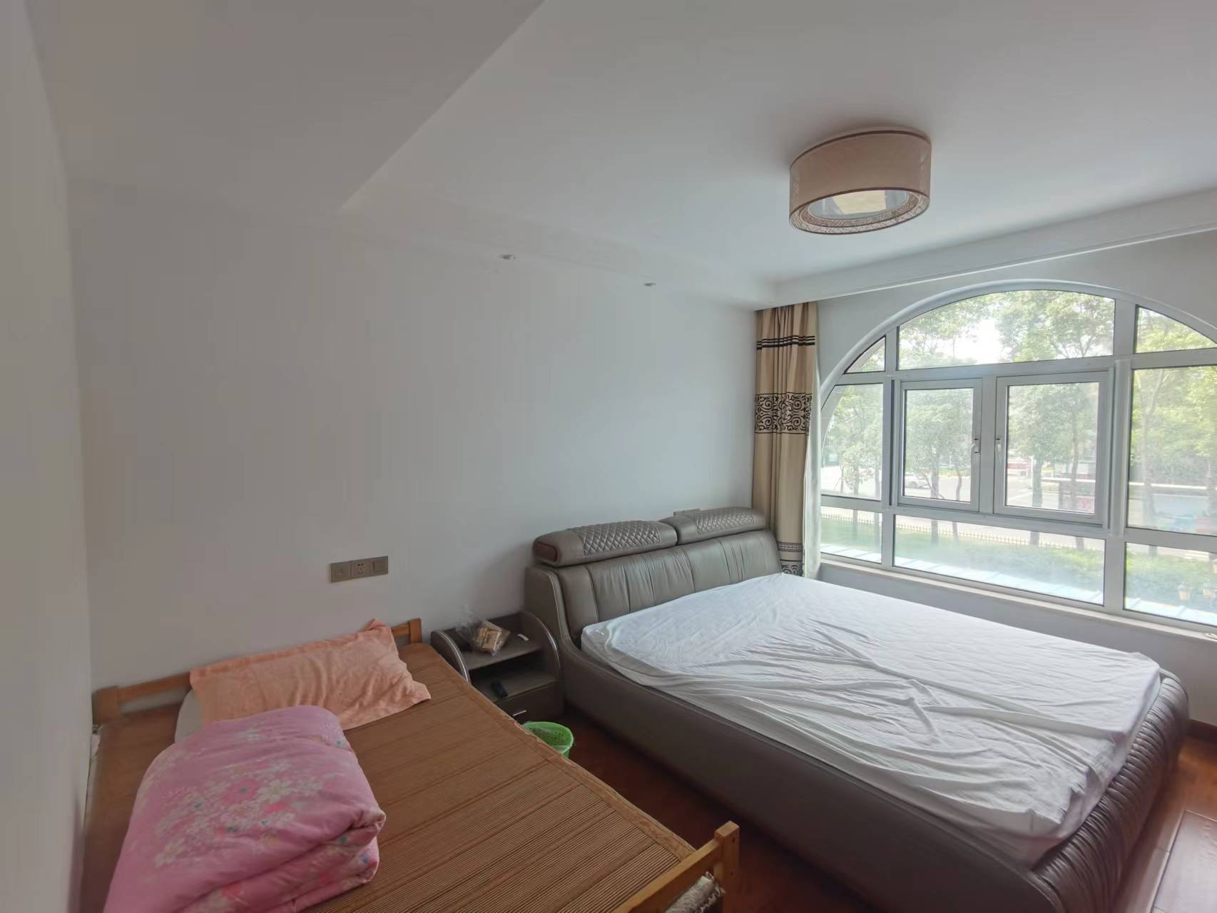 城市嘉苑 4室2厅2卫 141.45m&sup2;