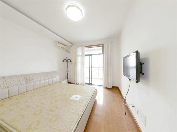 东方鑫乾大厦 2室2厅1卫 104.67m&sup2;