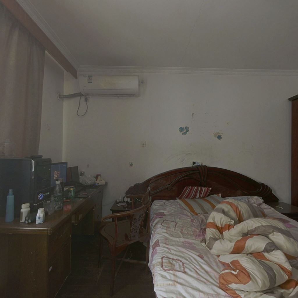 城南小苑 4室2厅2卫 148.00m&sup2;