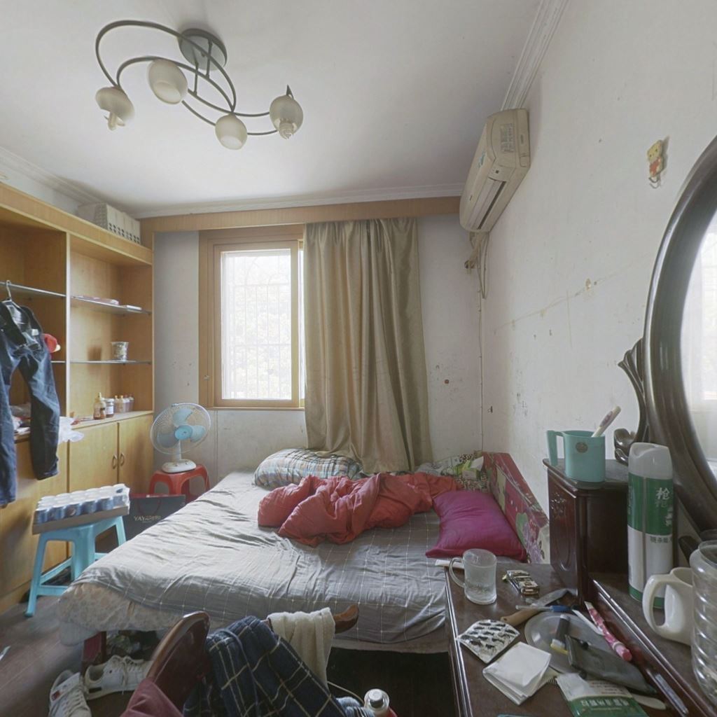 城南小苑 4室2厅2卫 148.00m&sup2;