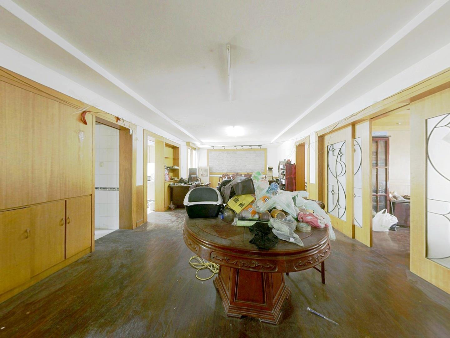 城南小苑 4室2厅2卫 148.00m&sup2;