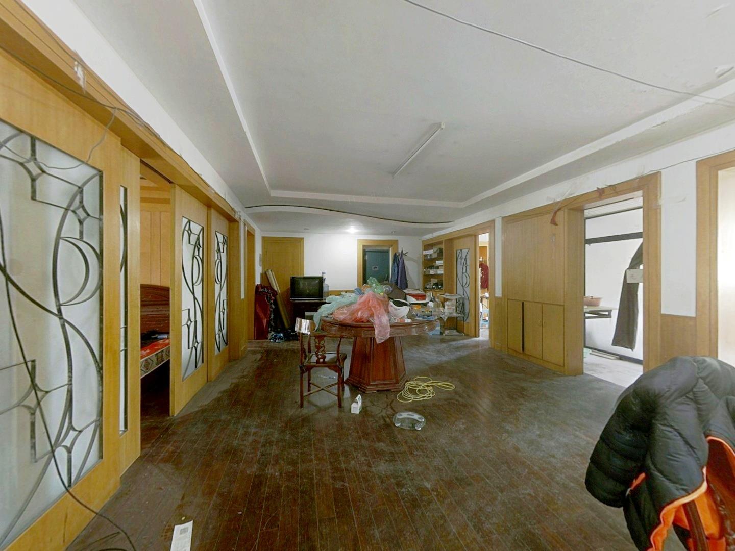 城南小苑 4室2厅2卫 148.00m&sup2;