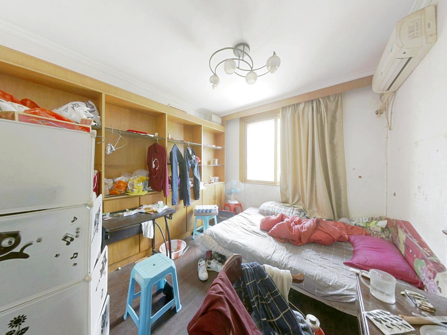 城南小苑 4室2厅2卫 148.00m&sup2;