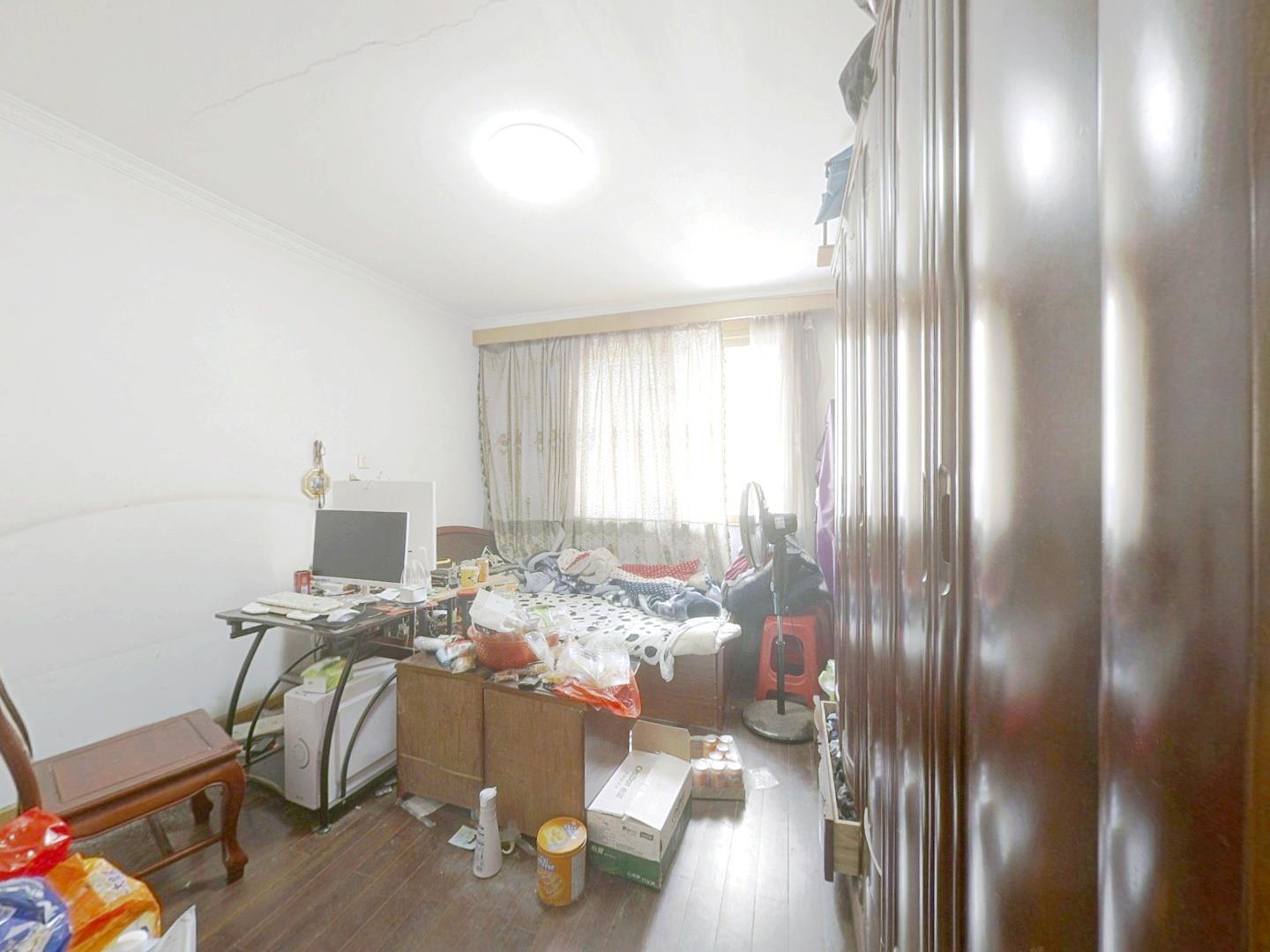 城南小苑 4室2厅2卫 148.00m&sup2;