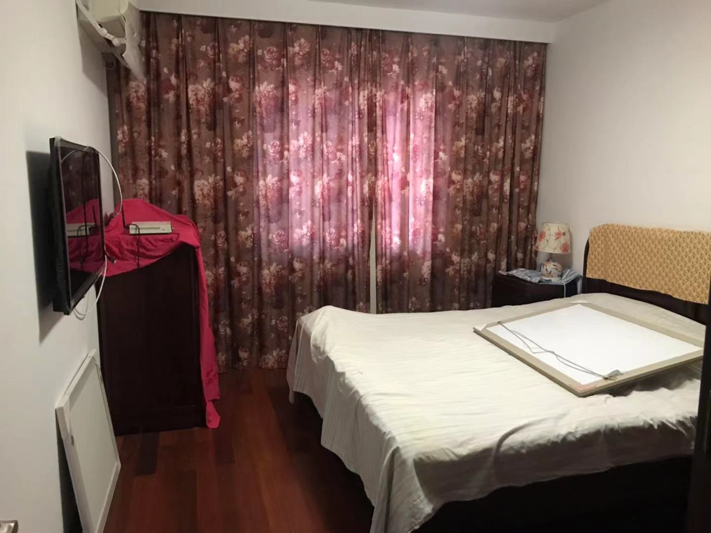 濠西园华迪小区 3室2厅2卫 133.2m&sup2;