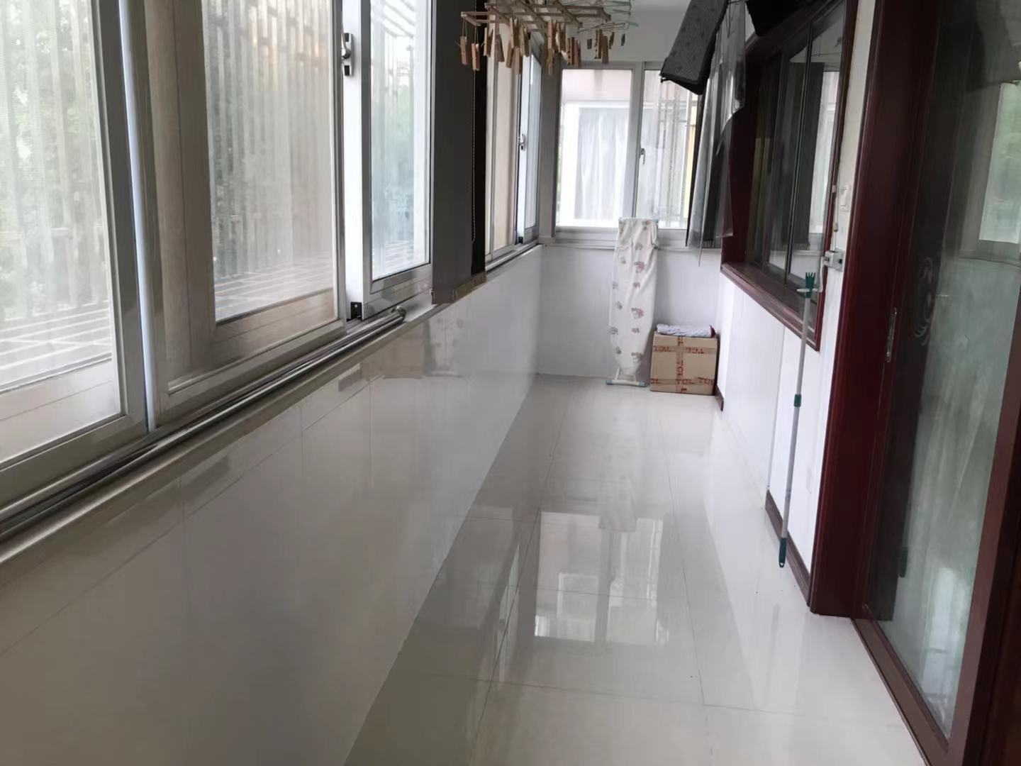濠西园华迪小区 3室2厅2卫 133.2m&sup2;