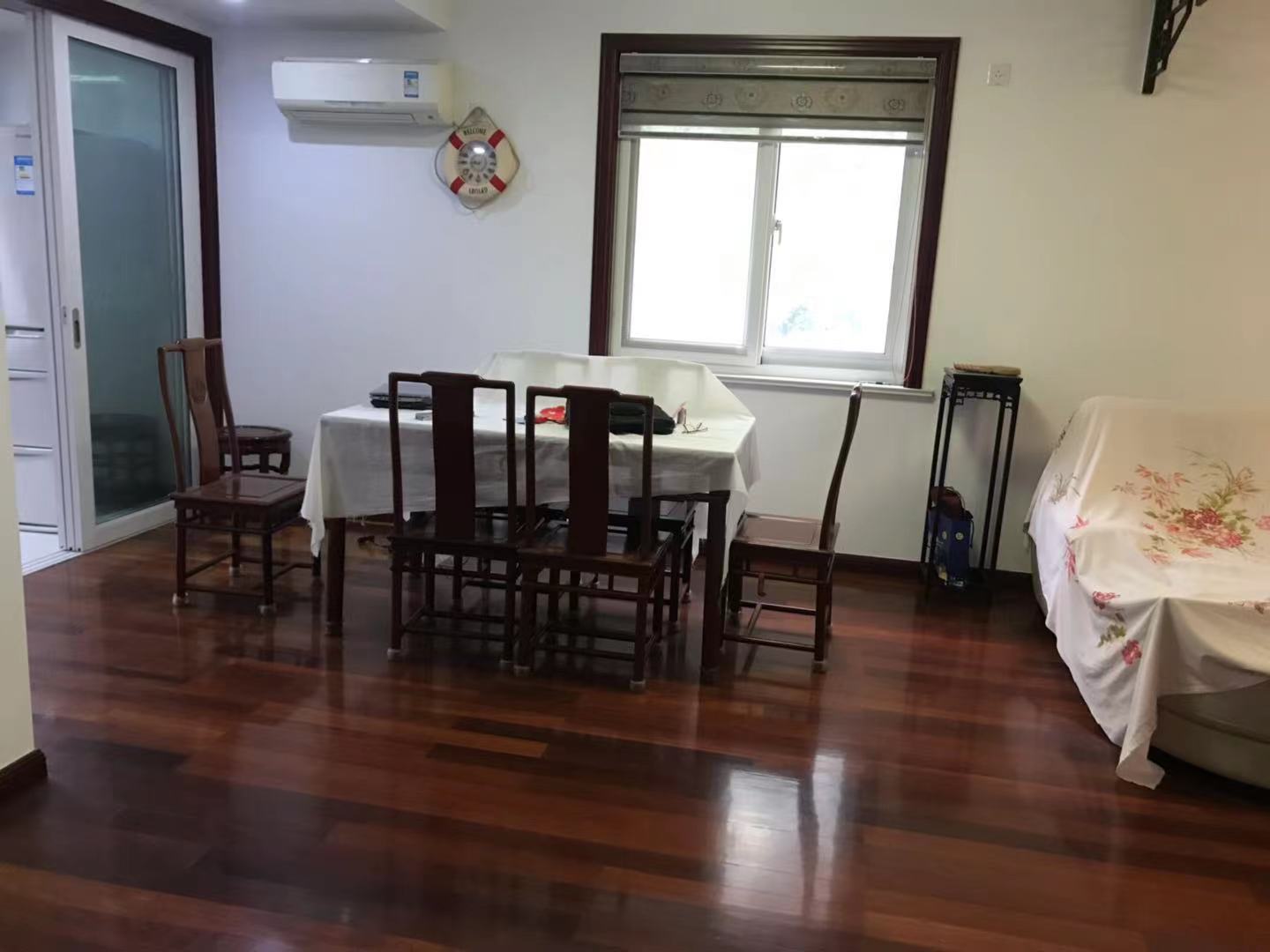 濠西园华迪小区 3室2厅2卫 133.2m&sup2;