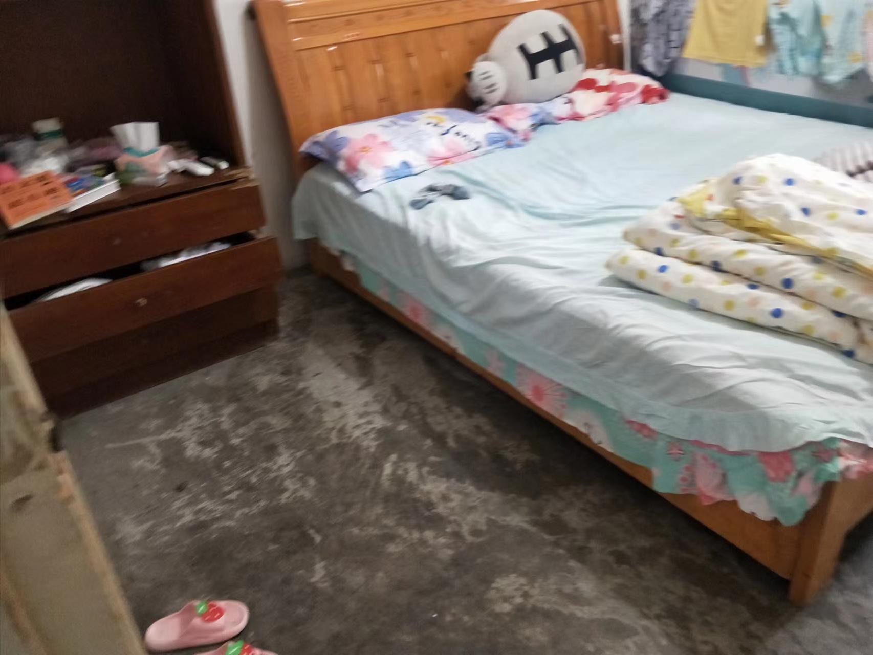 东城花园 2室1厅1卫 88.00m²