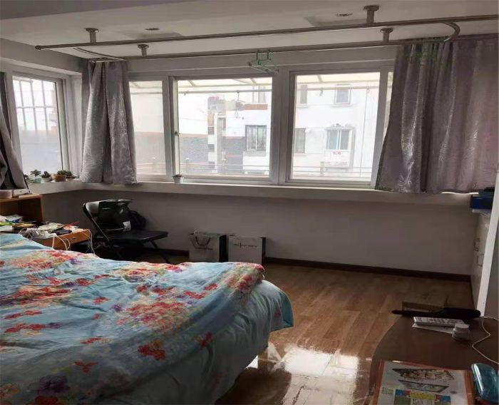 富贵园 1室1厅1卫 49m&sup2;