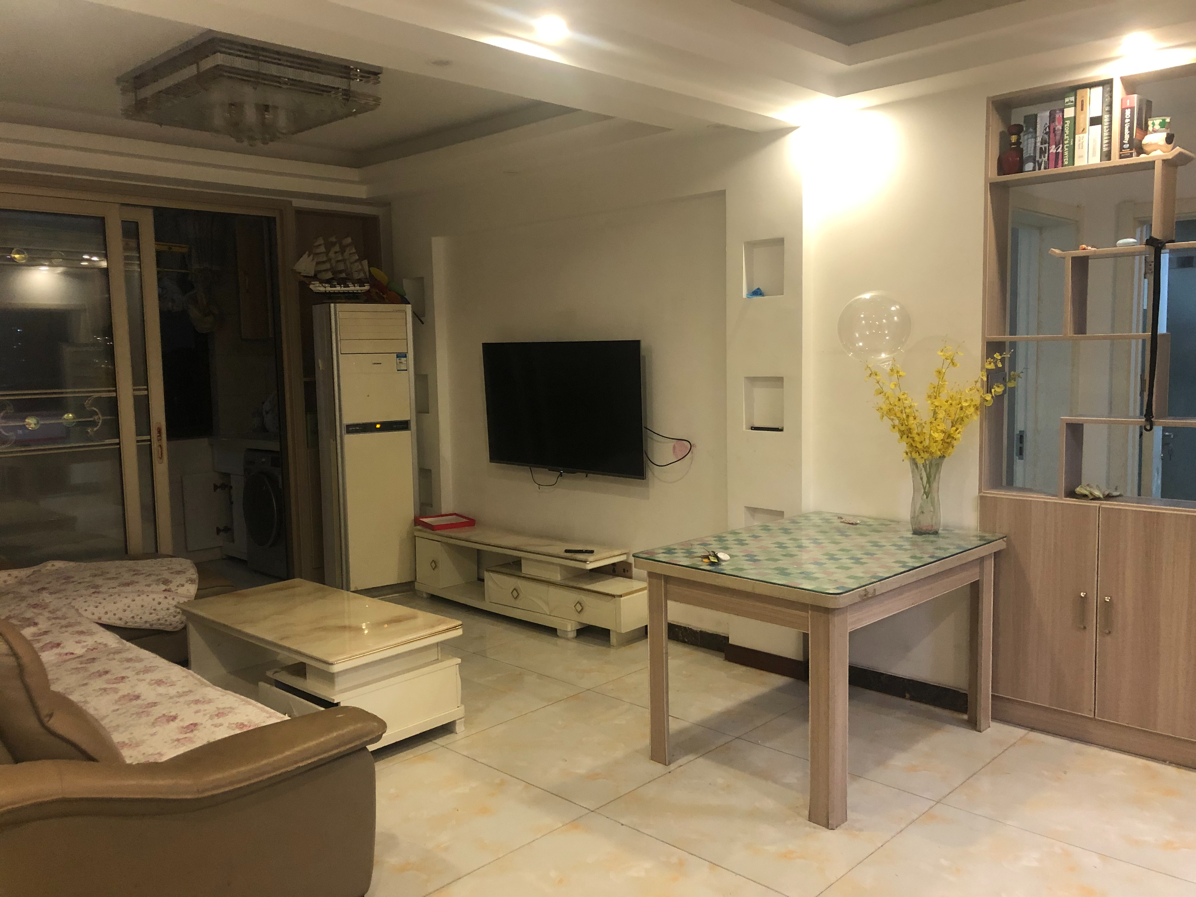 御景澜庭 3室2厅1卫 95m&sup2;