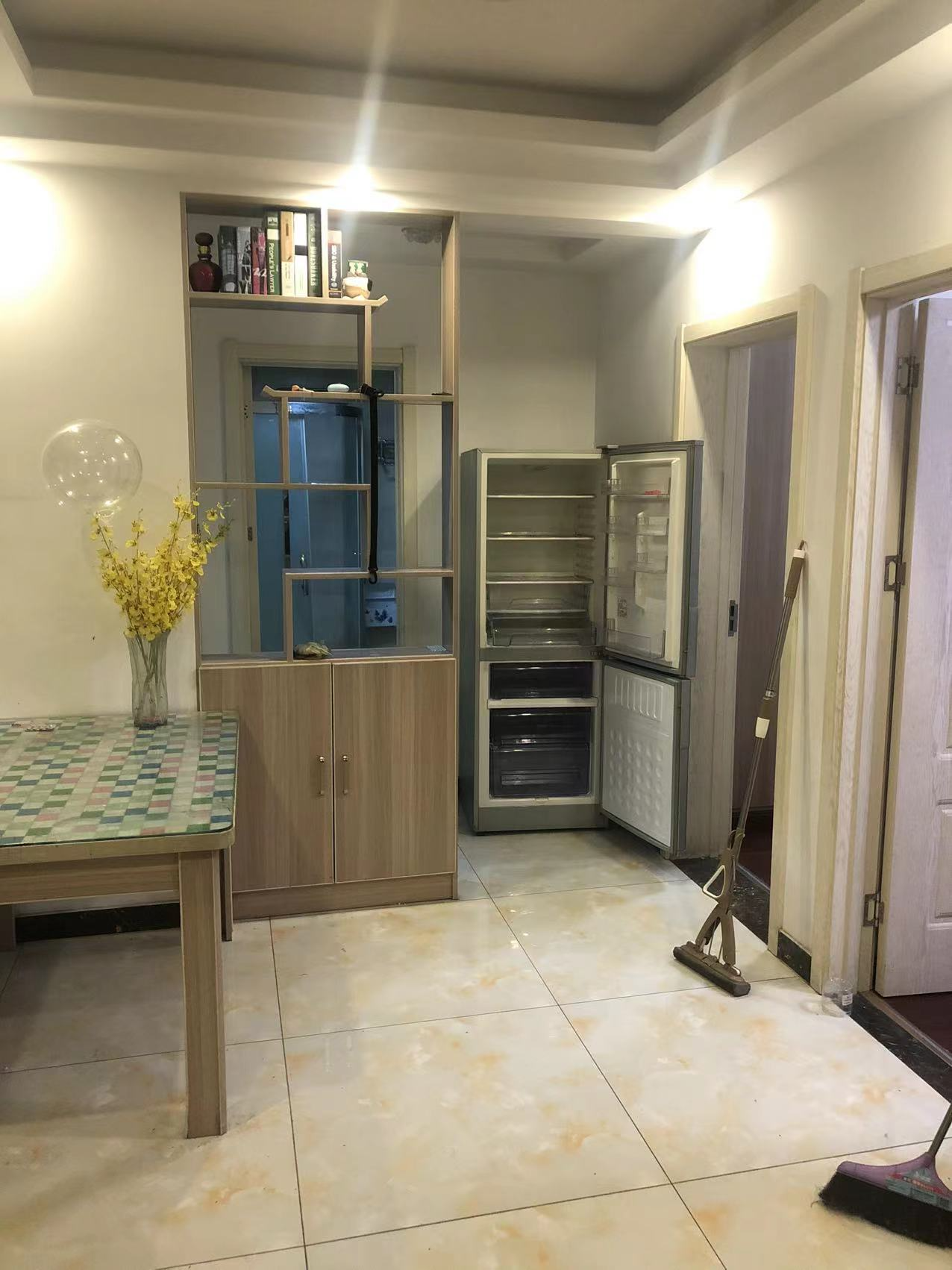御景澜庭 3室2厅1卫 95m&sup2;