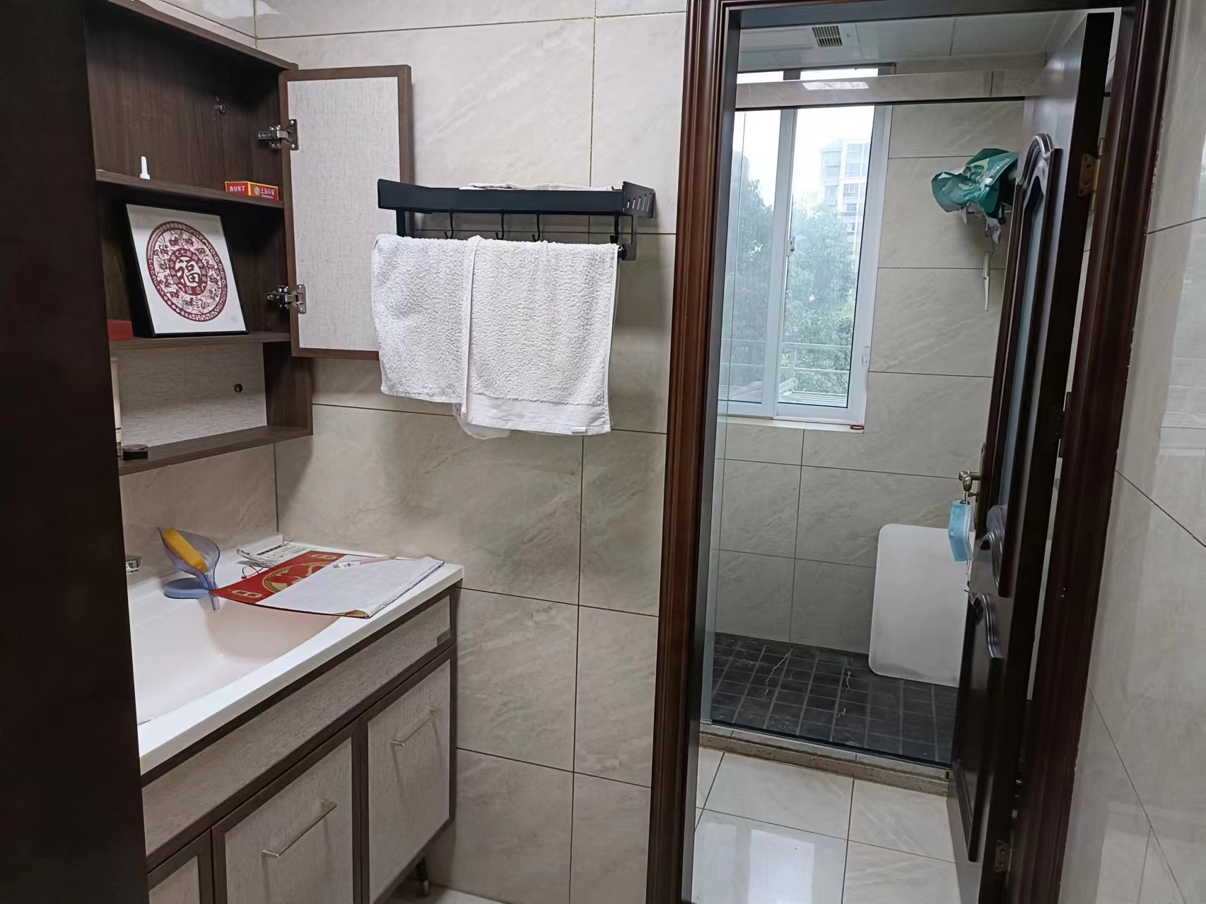 龙湖佳苑 3室2厅1卫 135m&sup2;