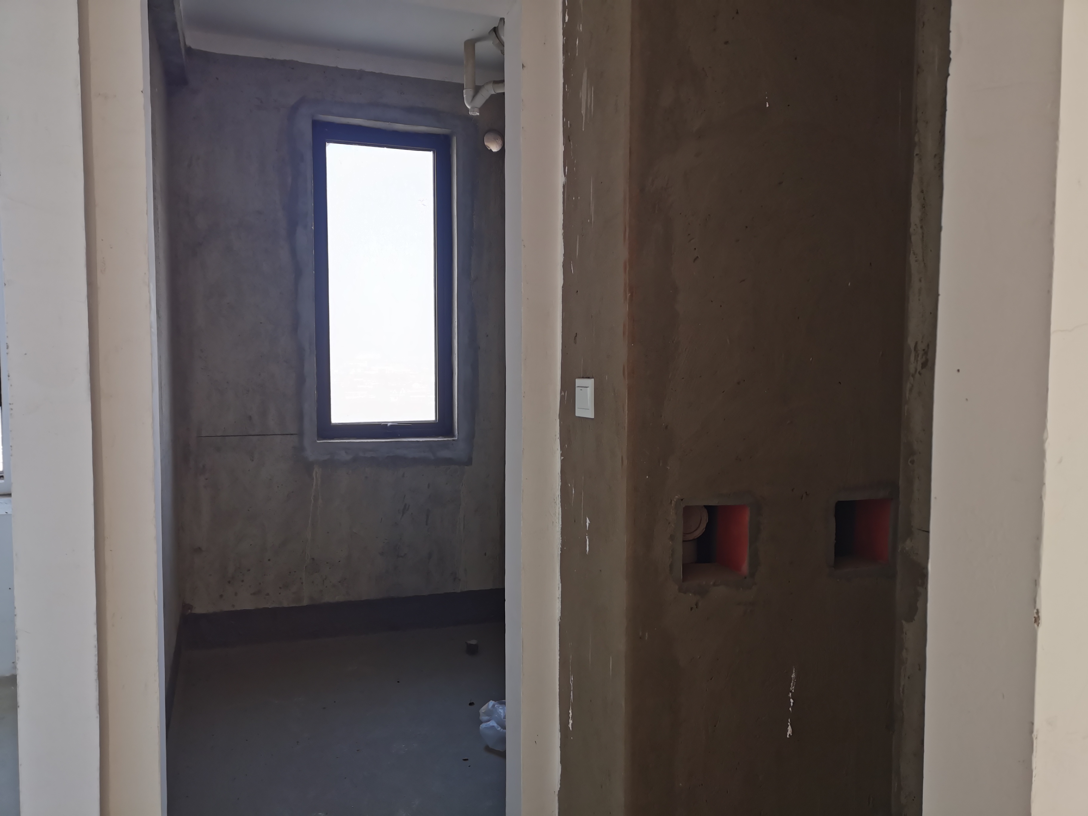 罗福宫 3室2厅1卫 121.36m&sup2;